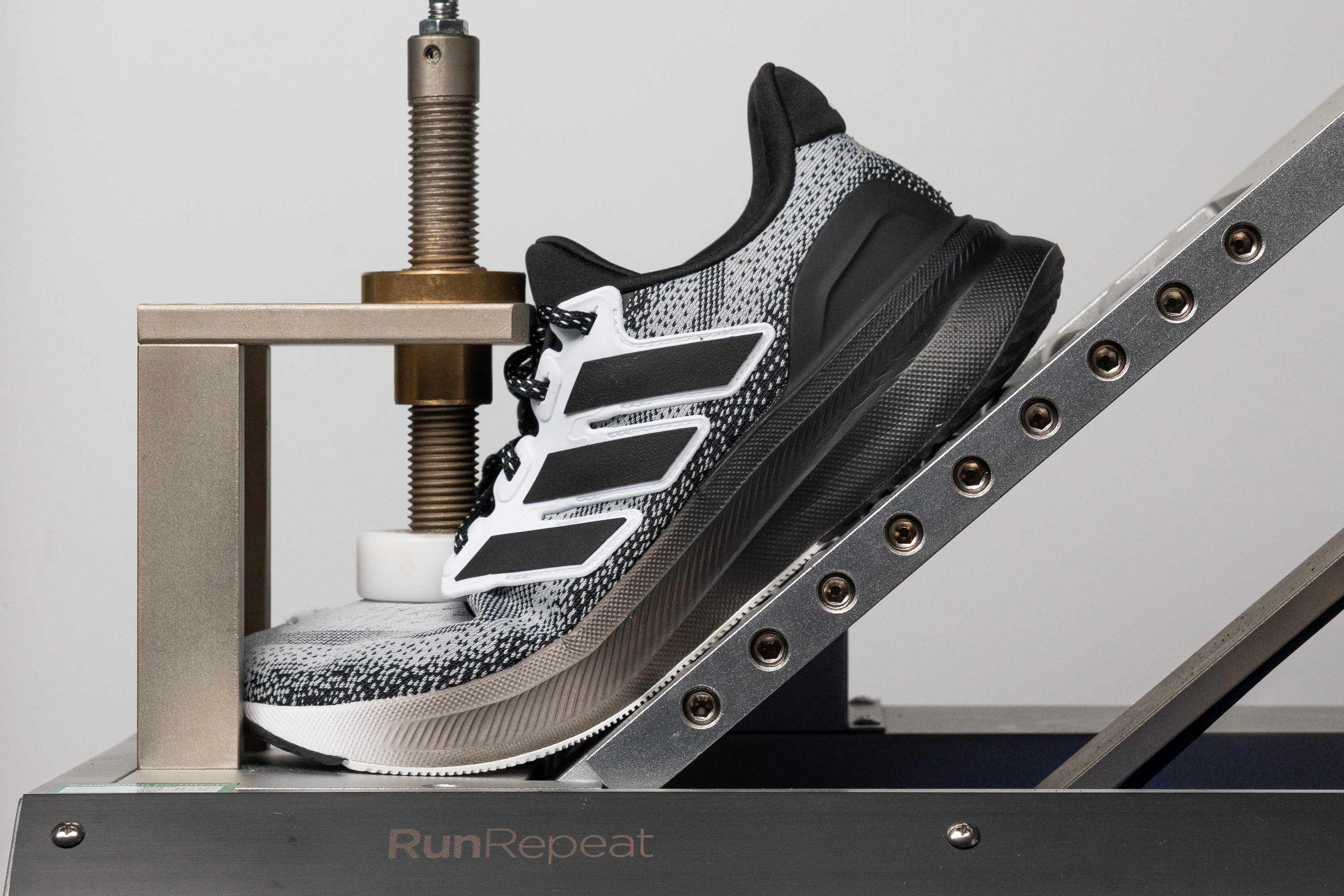 Adidas Ultrarun 5 Flexibility / Stiffness
