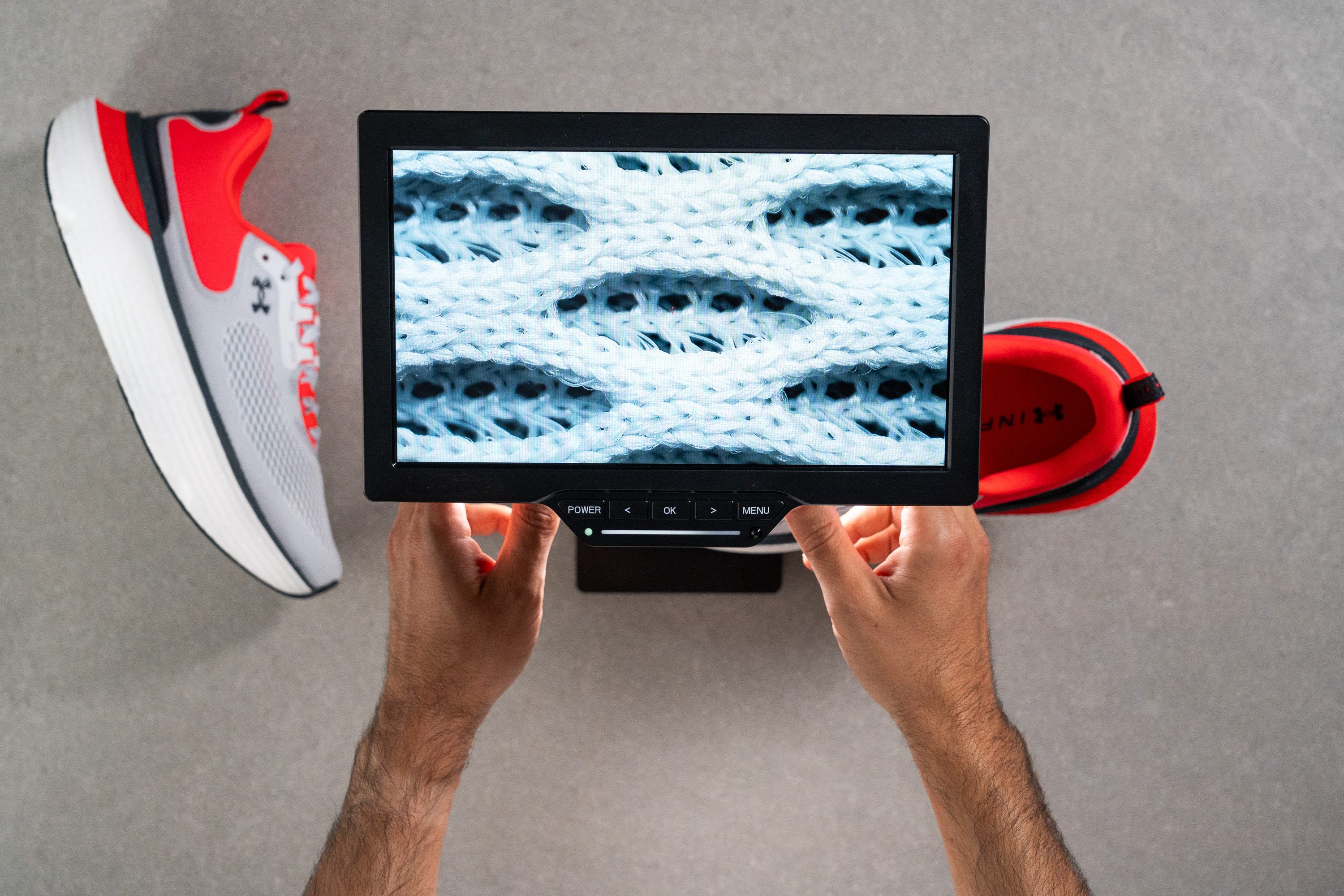 Under Armour Infinite Elite 2 microscope