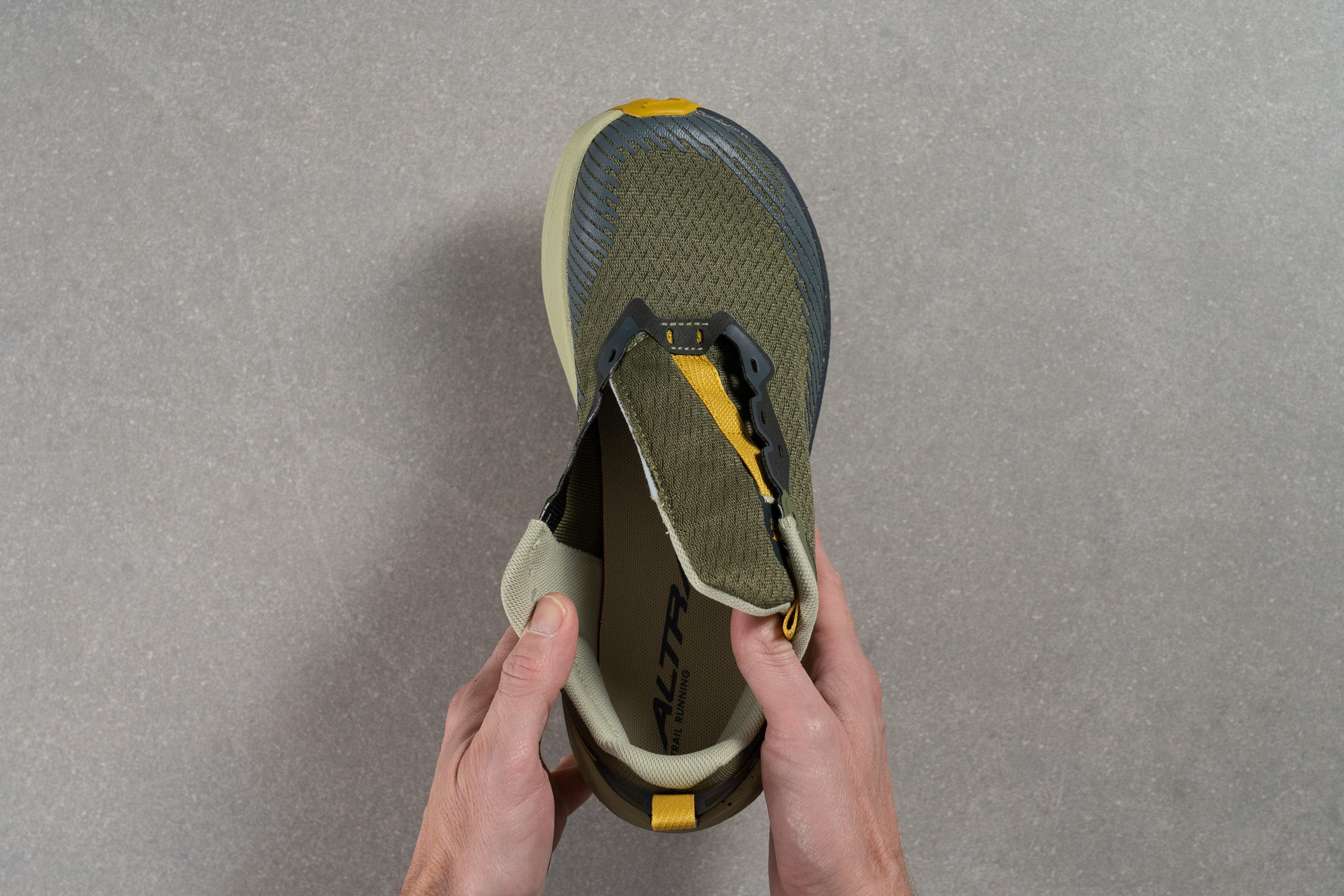 Altra Experience Wild 2 Tongue: gusset type