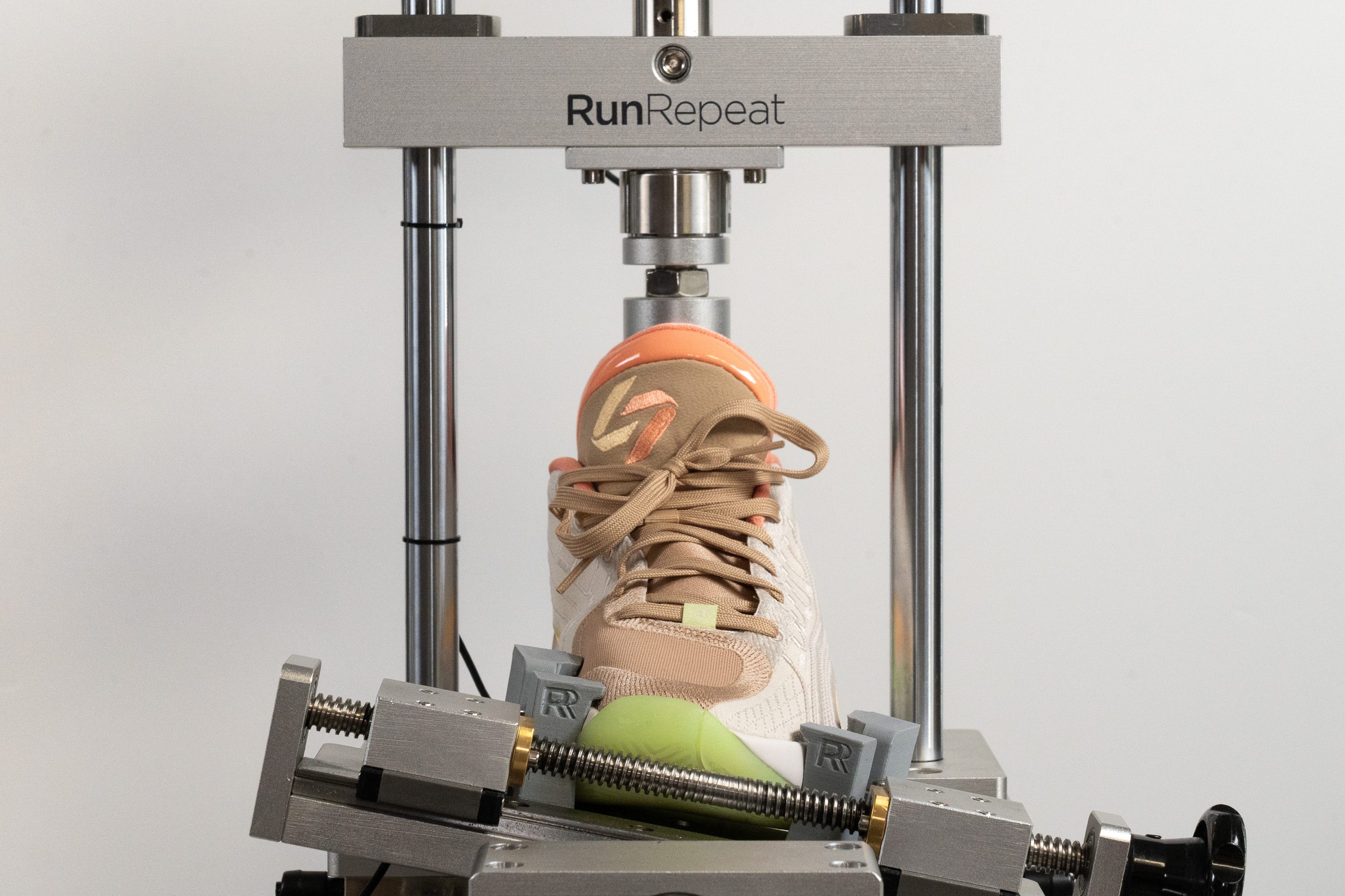 Jordan Luka 4 Torsional rigidity