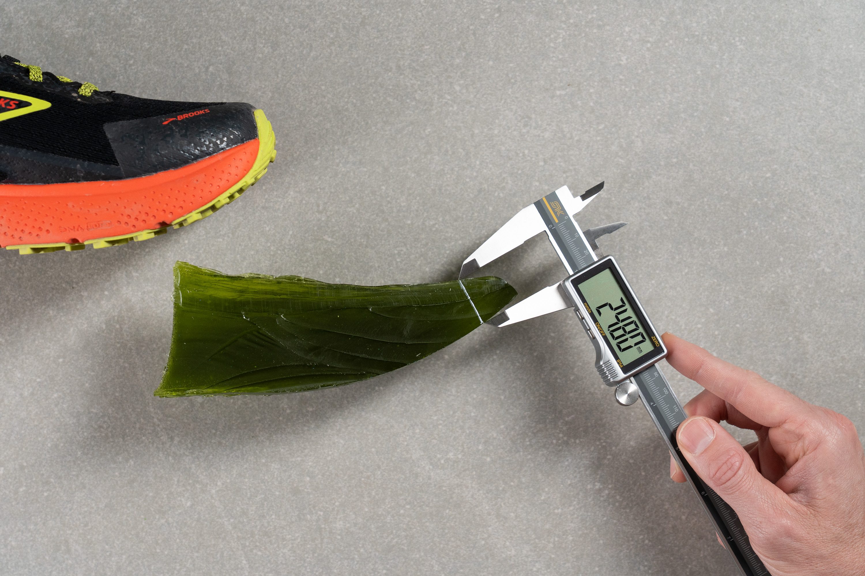 Brooks Divide 5 GTX Toebox height