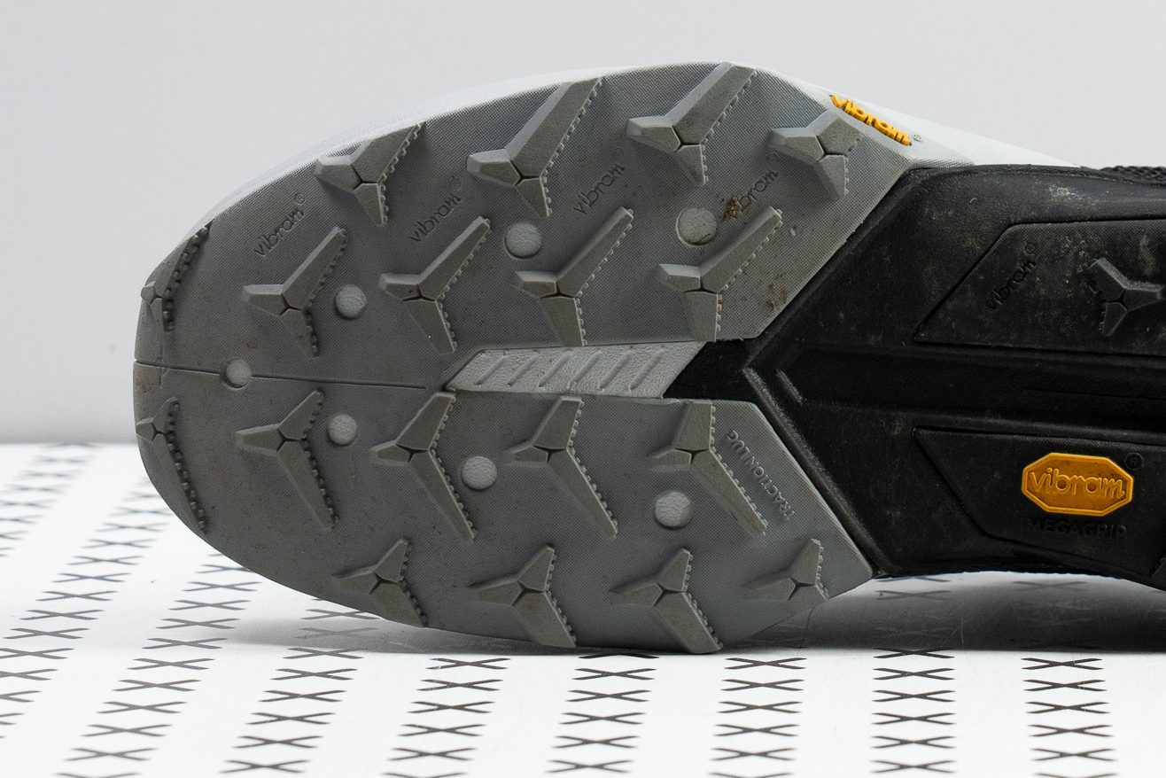Nike Kiger 10 lug design