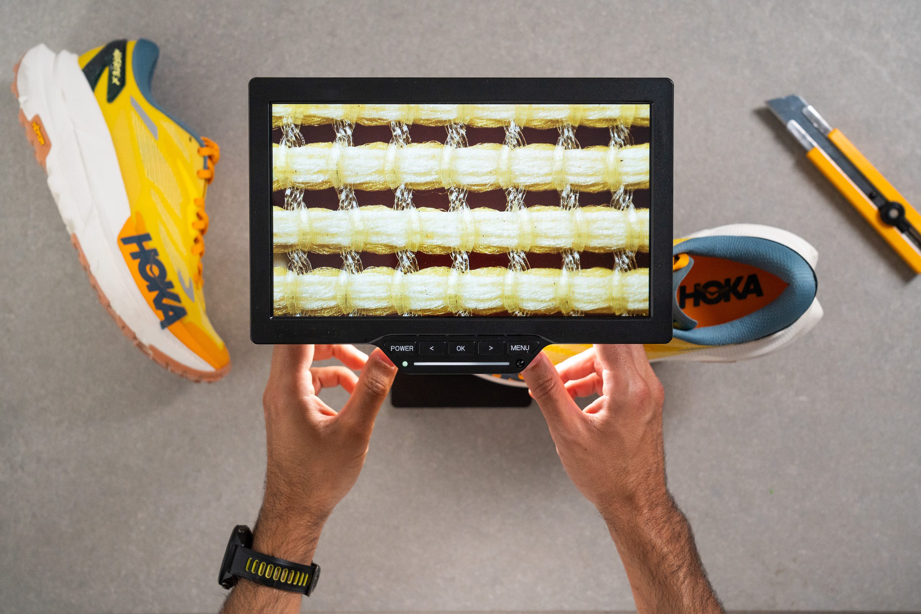 HOKA Mafate X microscope