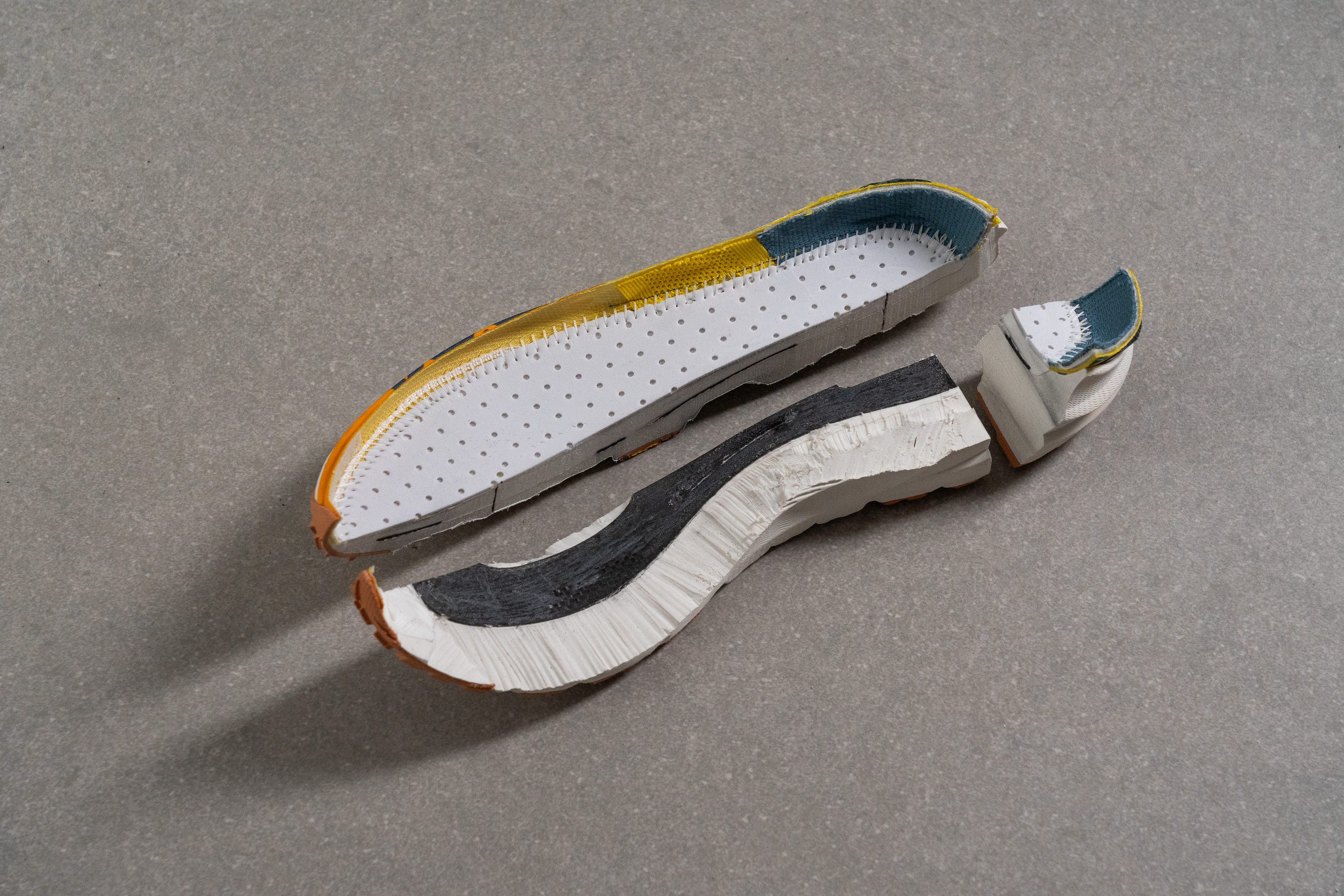 HOKA Mafate X plate design