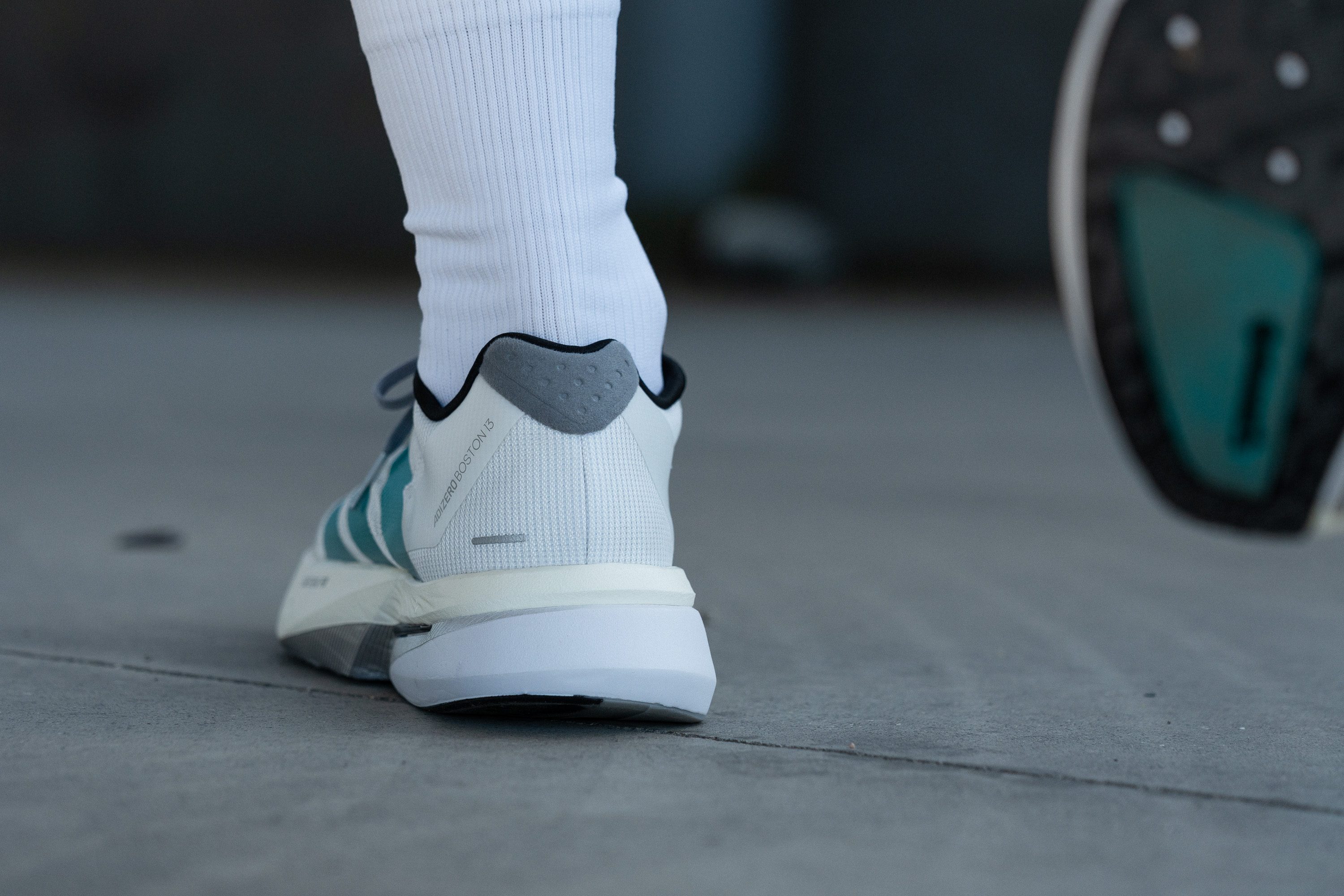 Adidas Adizero Boston 13 Heel tab