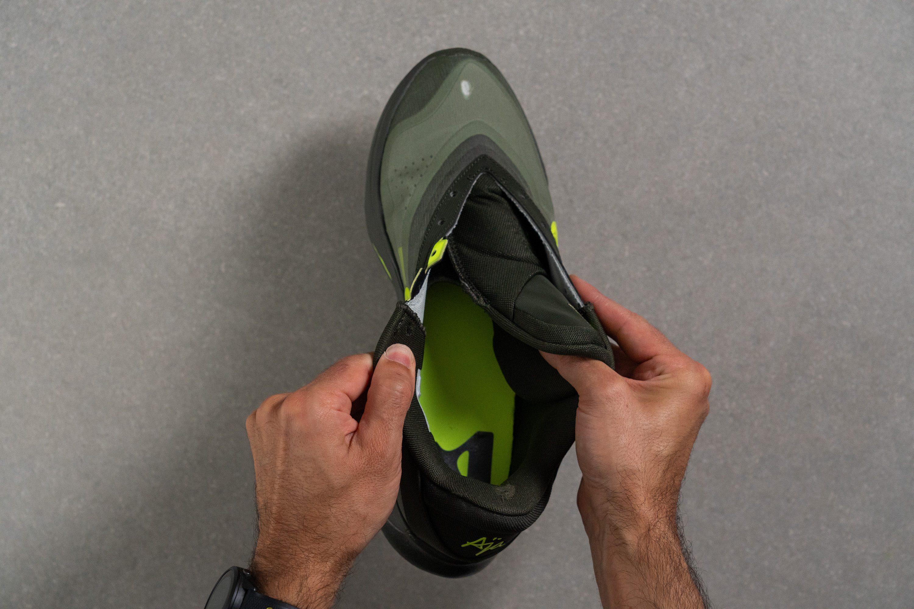 Nike A'One Tongue: gusset type