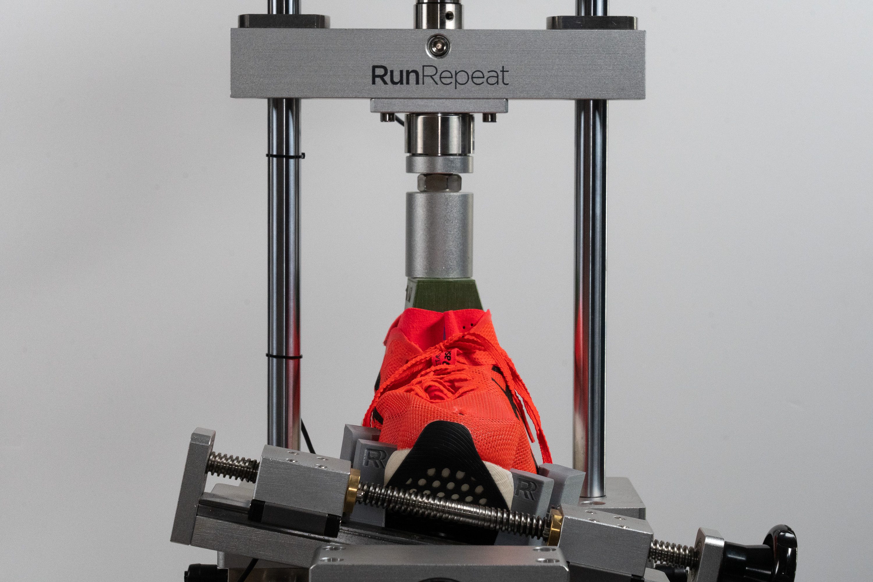 ASICS Metaspeed Edge Tokyo Torsional rigidity