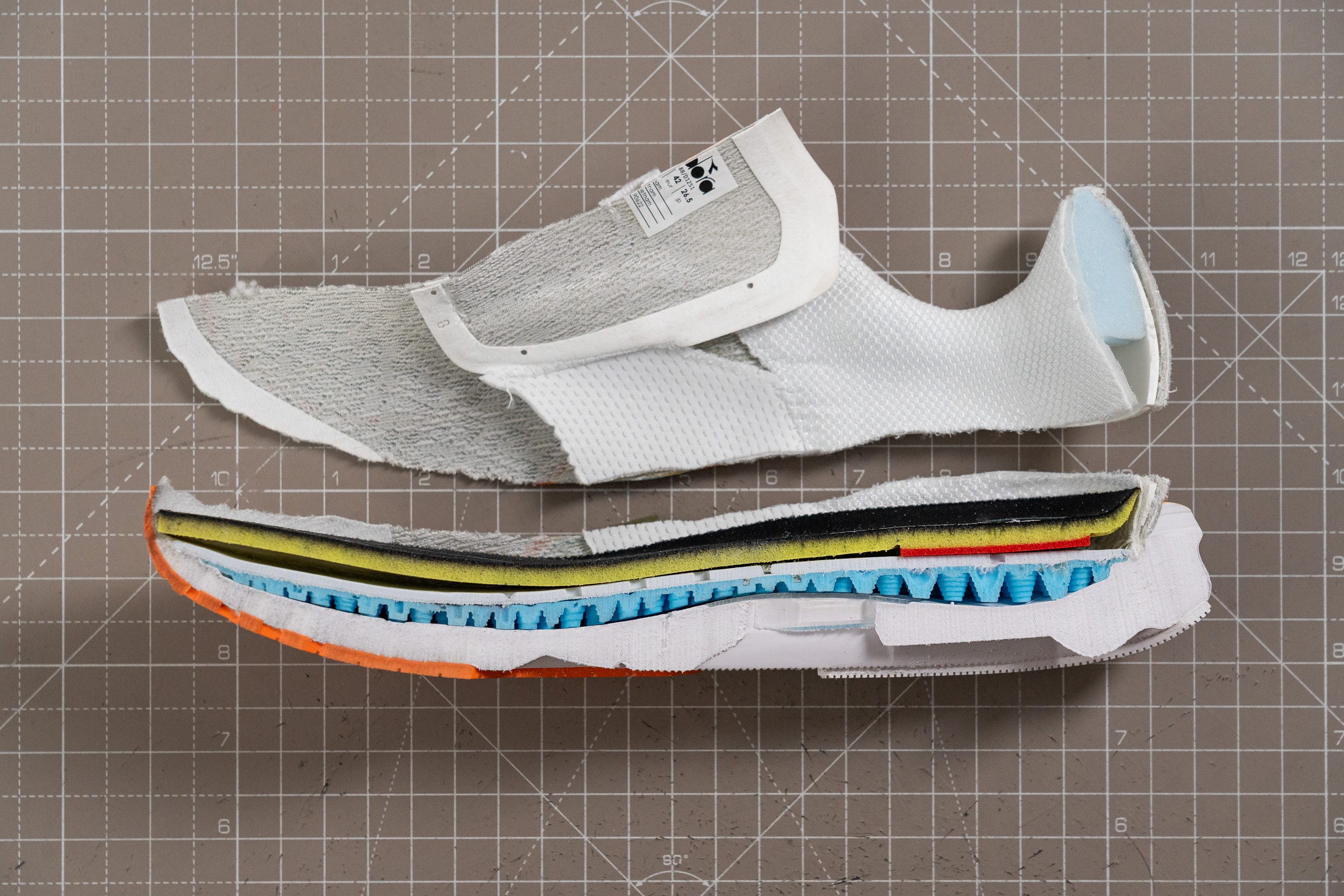 Diadora Mythos Blushield Volo 5 Drop