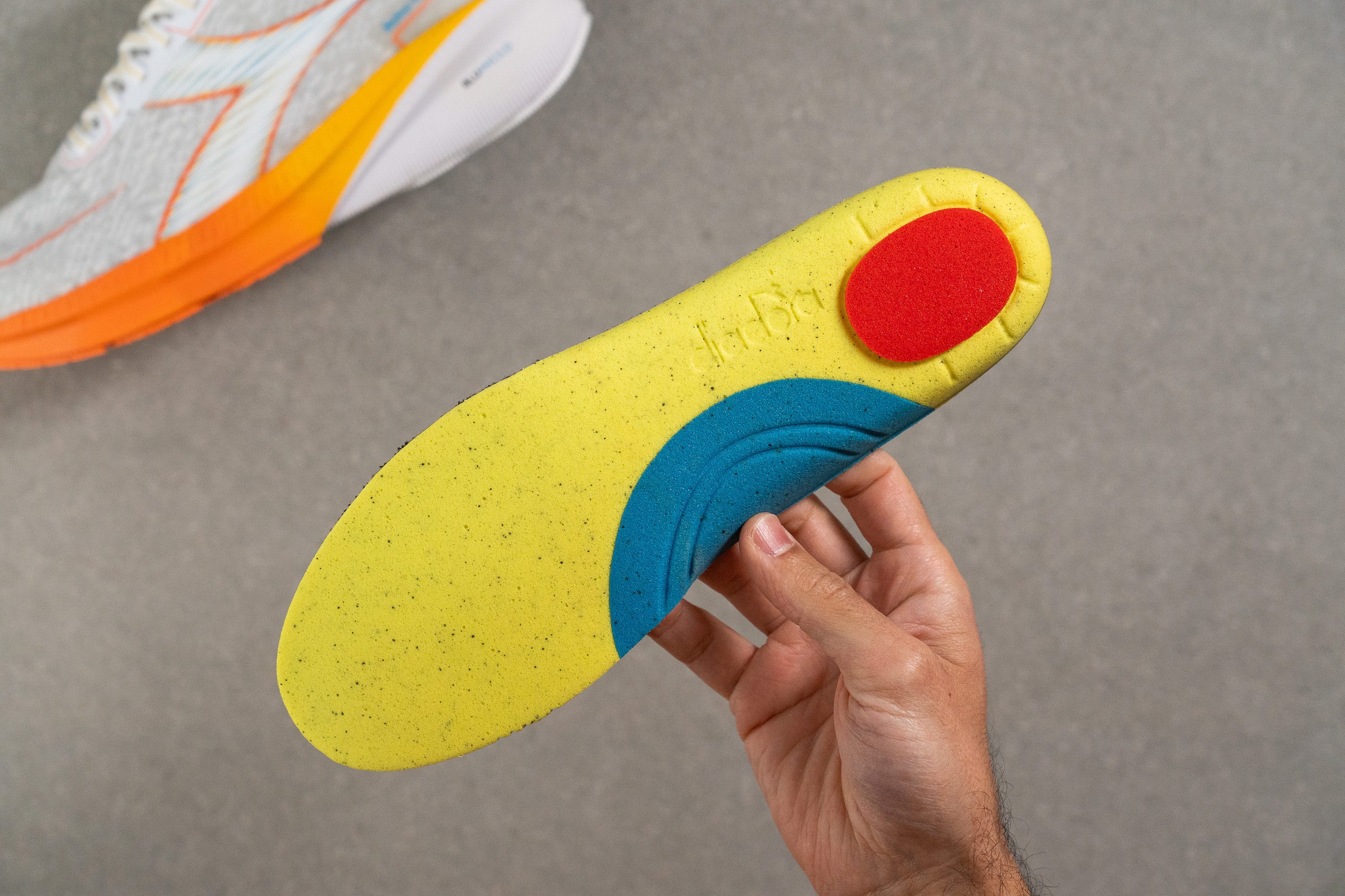 Diadora Mythos Blushield Volo 5 Removable insole