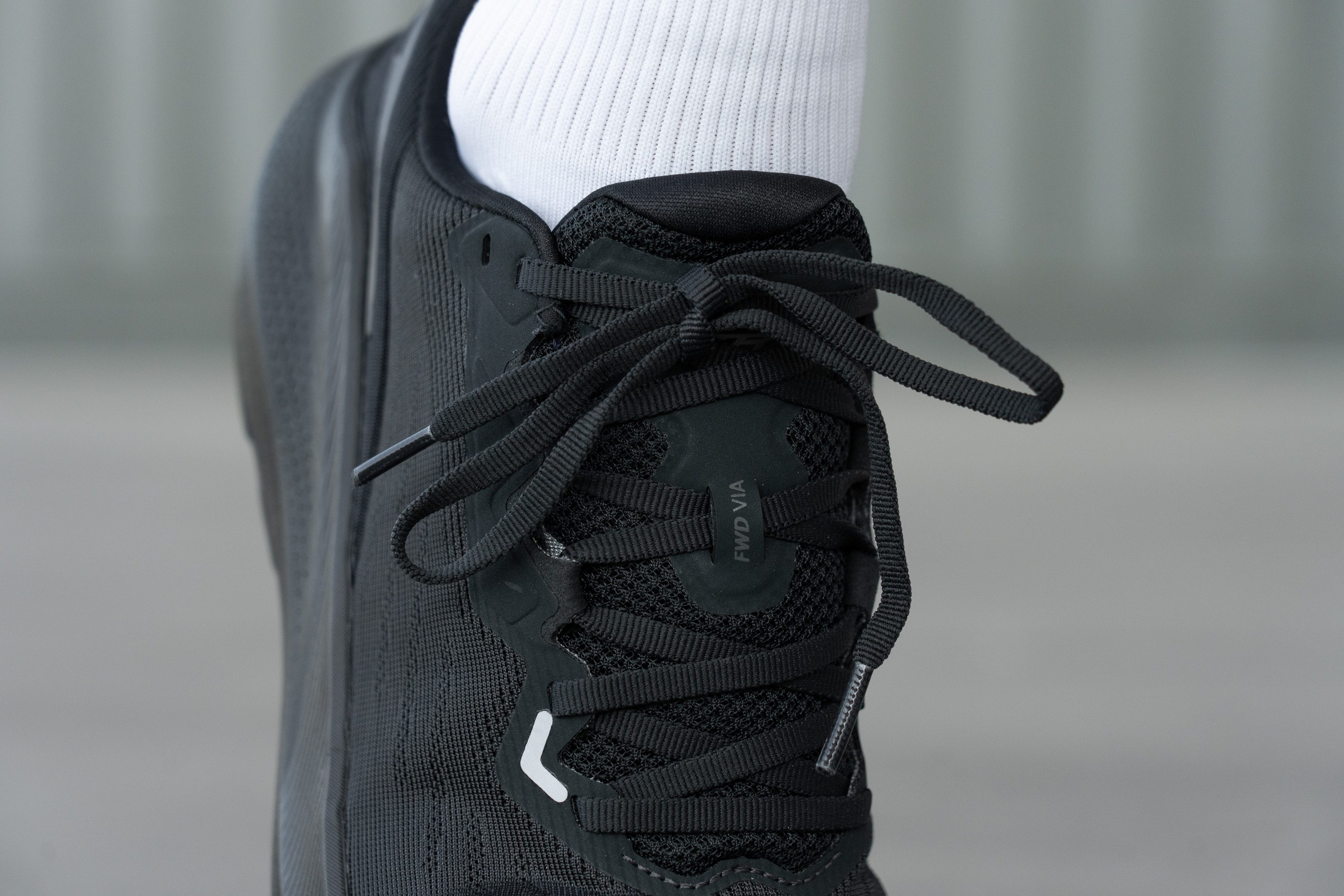 Altra FWD VIA lacing
