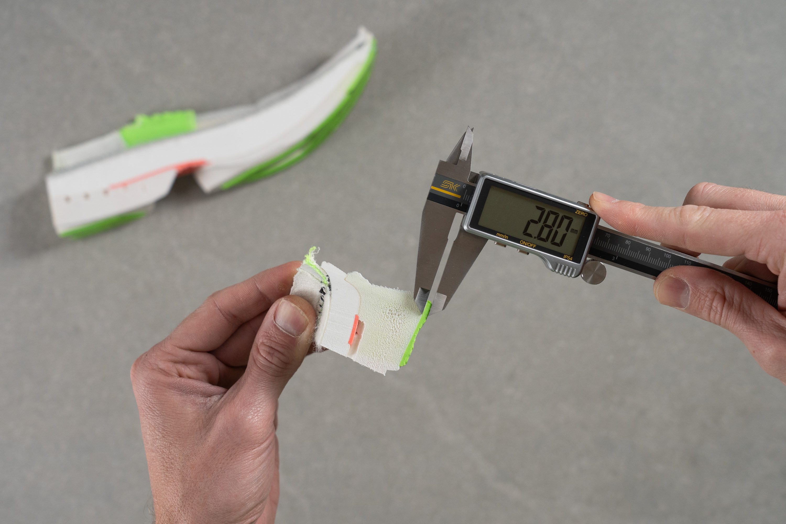 Brooks Hyperion Max 3 Outsole thickness