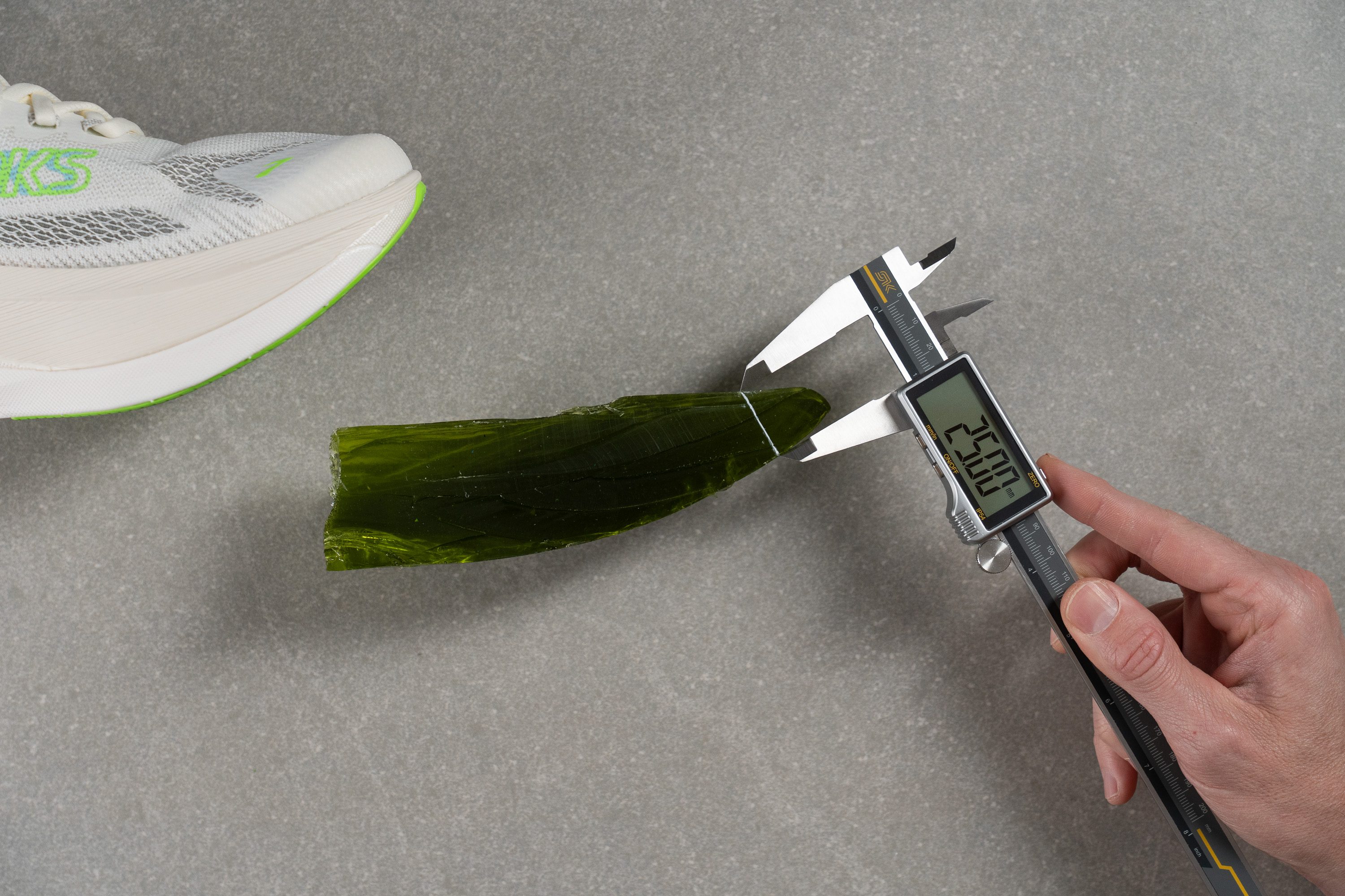 Brooks Hyperion Max 3 Toebox height