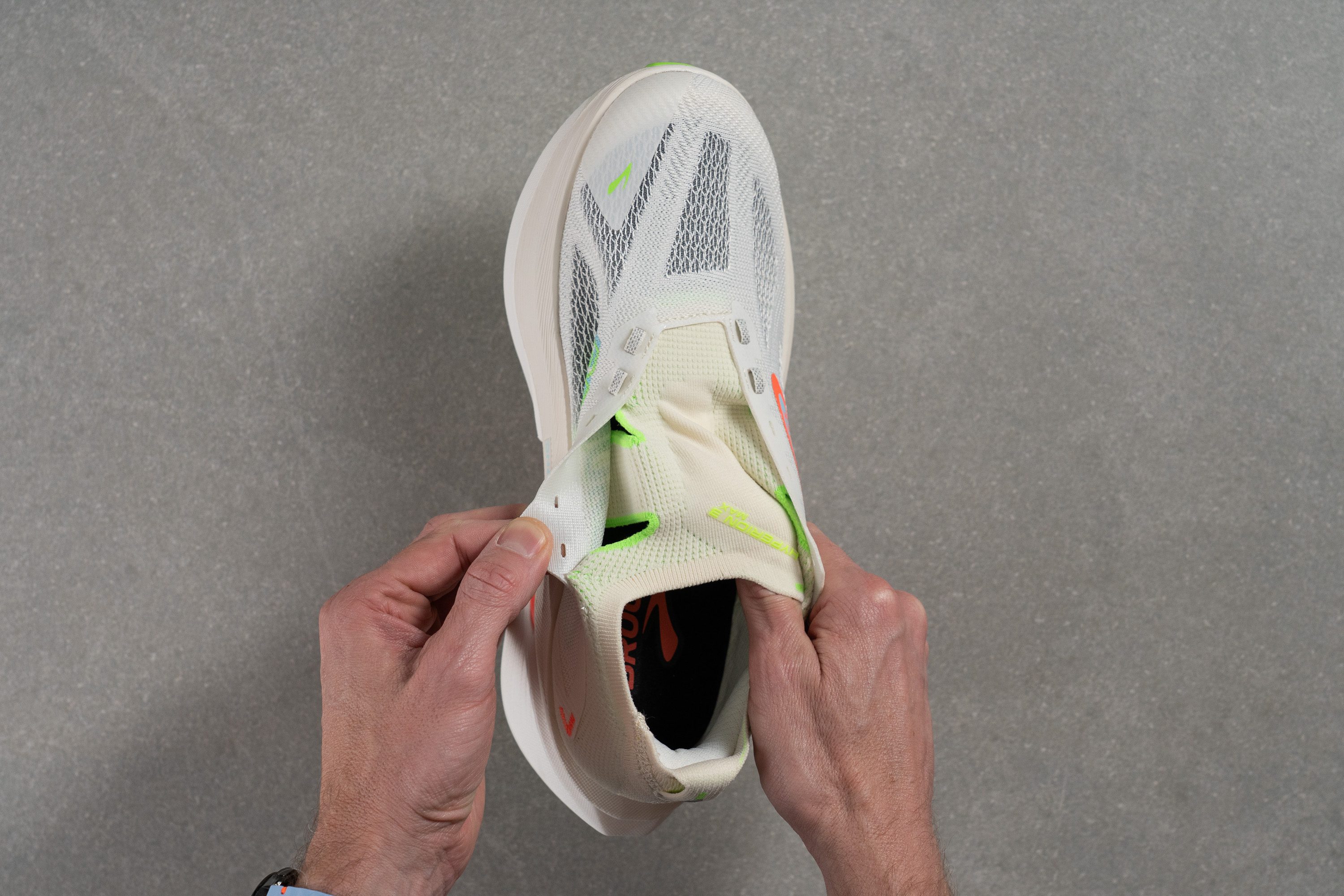 Brooks Hyperion Max 3 Tongue: gusset type