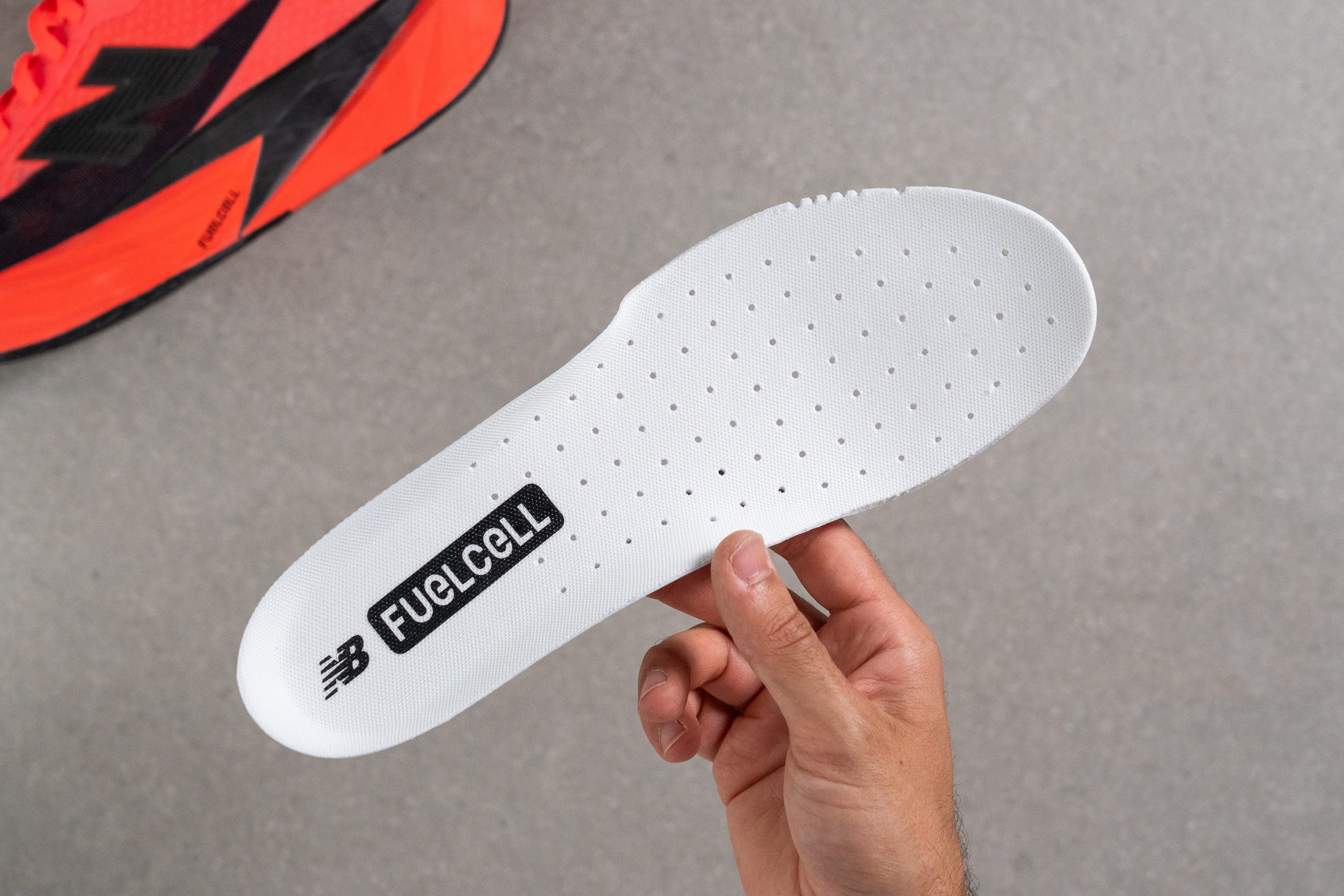 New Balance FuelCell Rebel v5 Removable insole