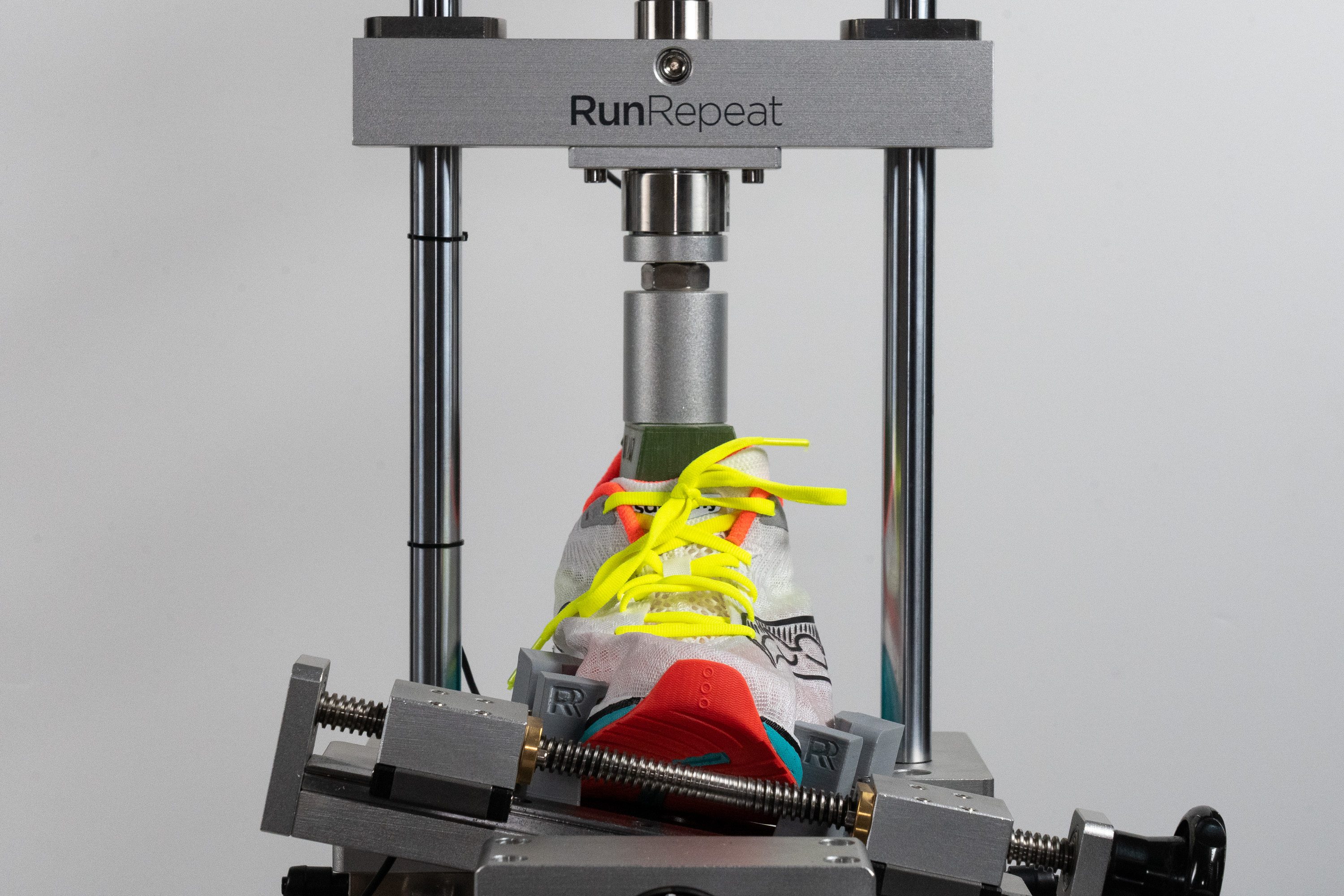 Saucony Endorphin Speed 5 Torsional rigidity