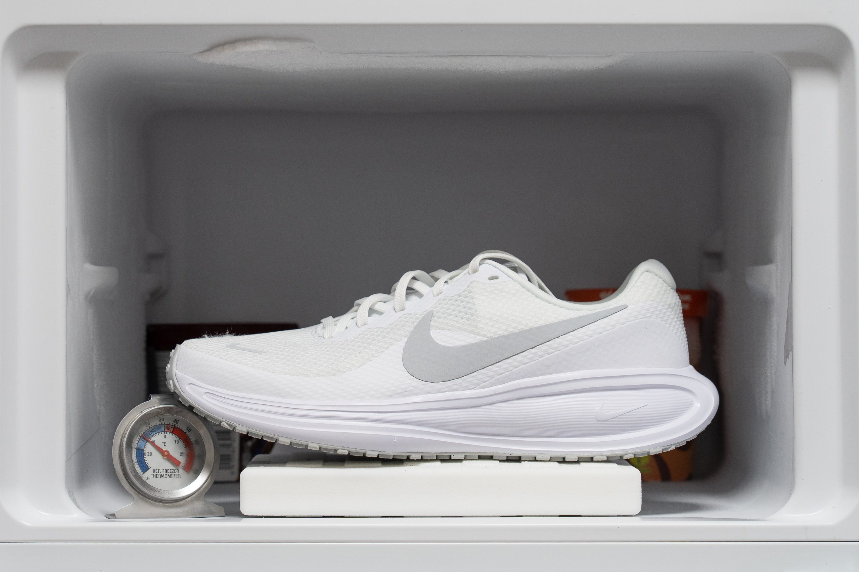 Nike Revolution 8 Midsole softness in cold (%)