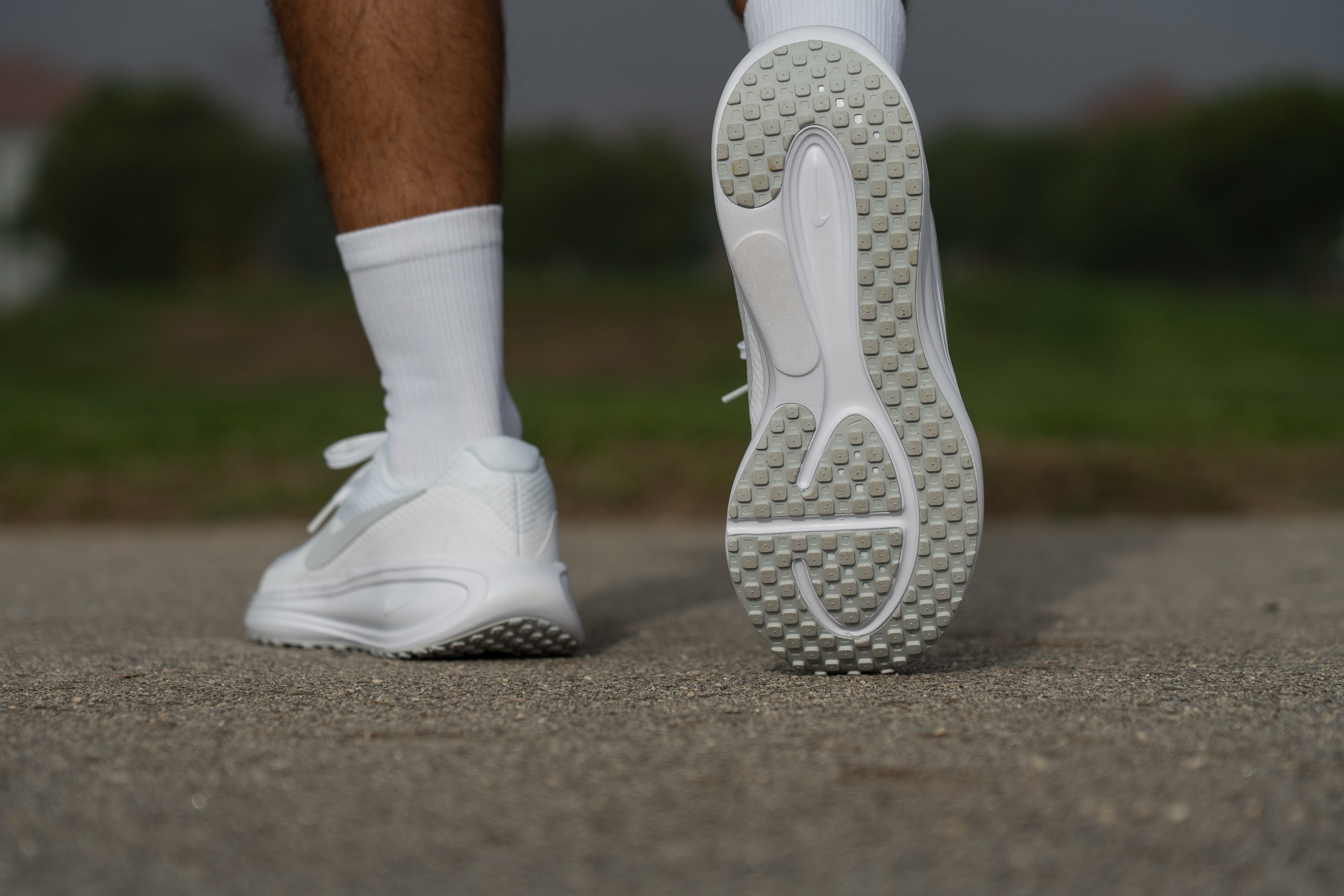Nike Revolution 8 Outsole design