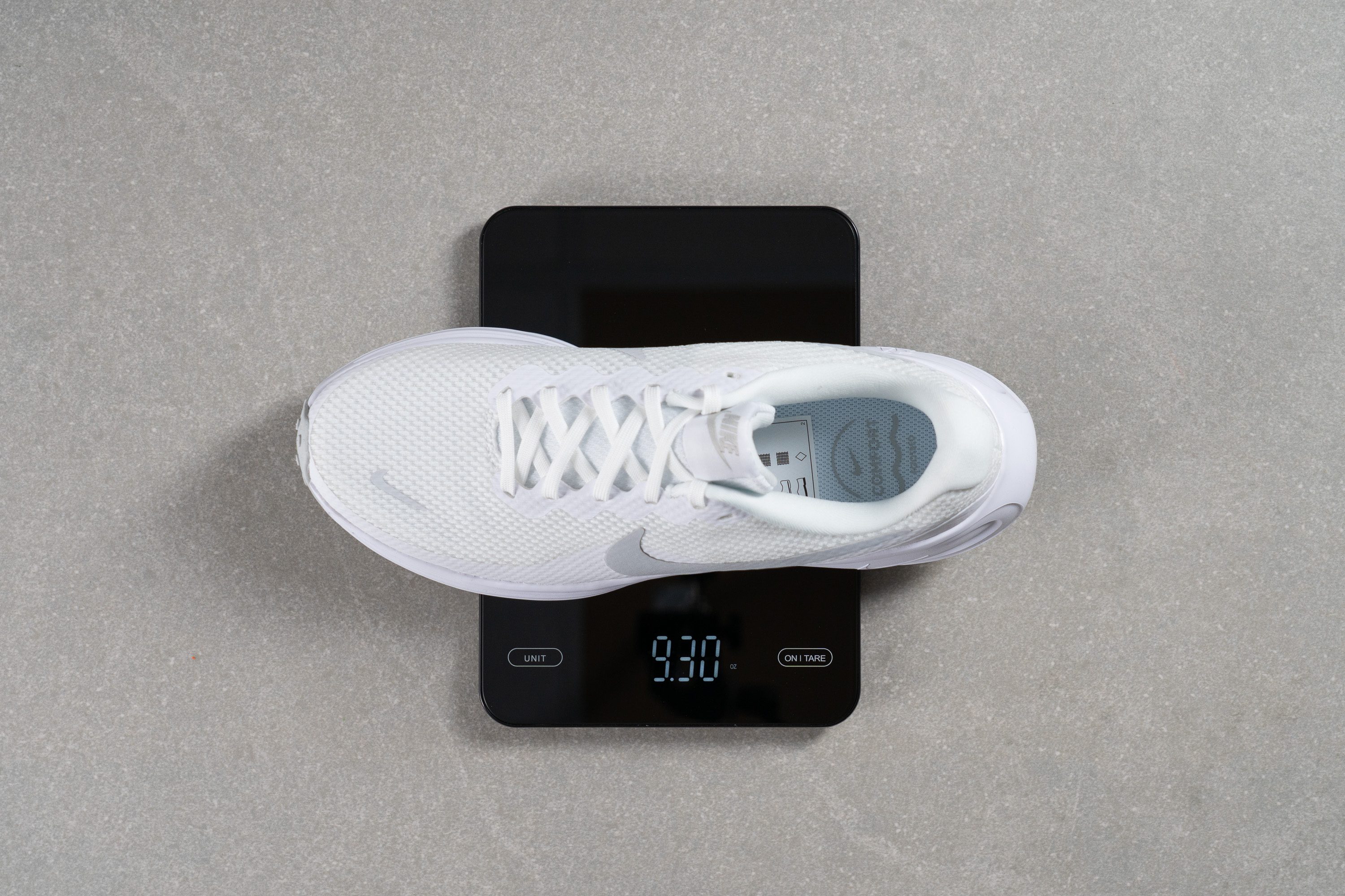 Nike Revolution 8 Weight