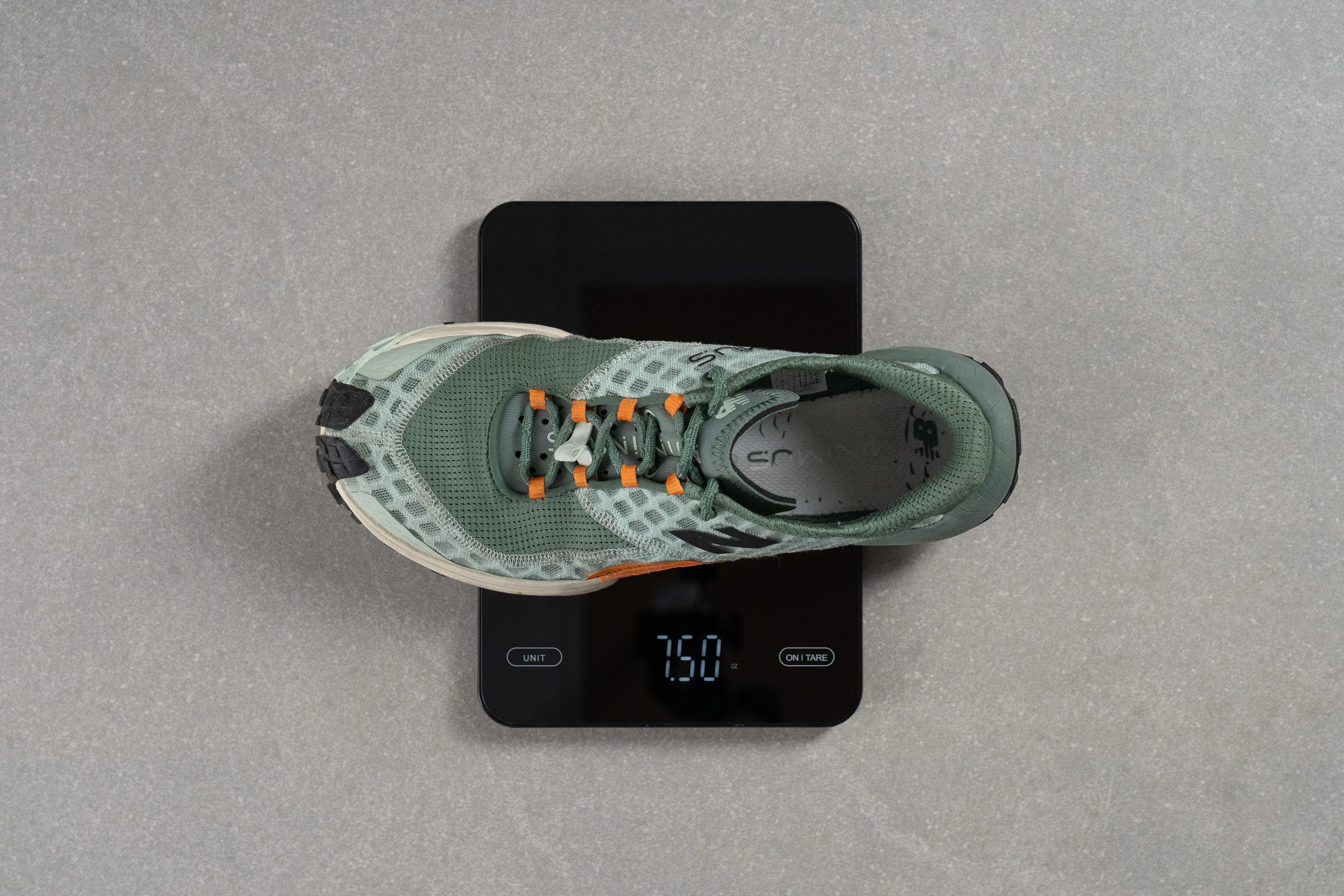New Balance Minimus Trail Weight