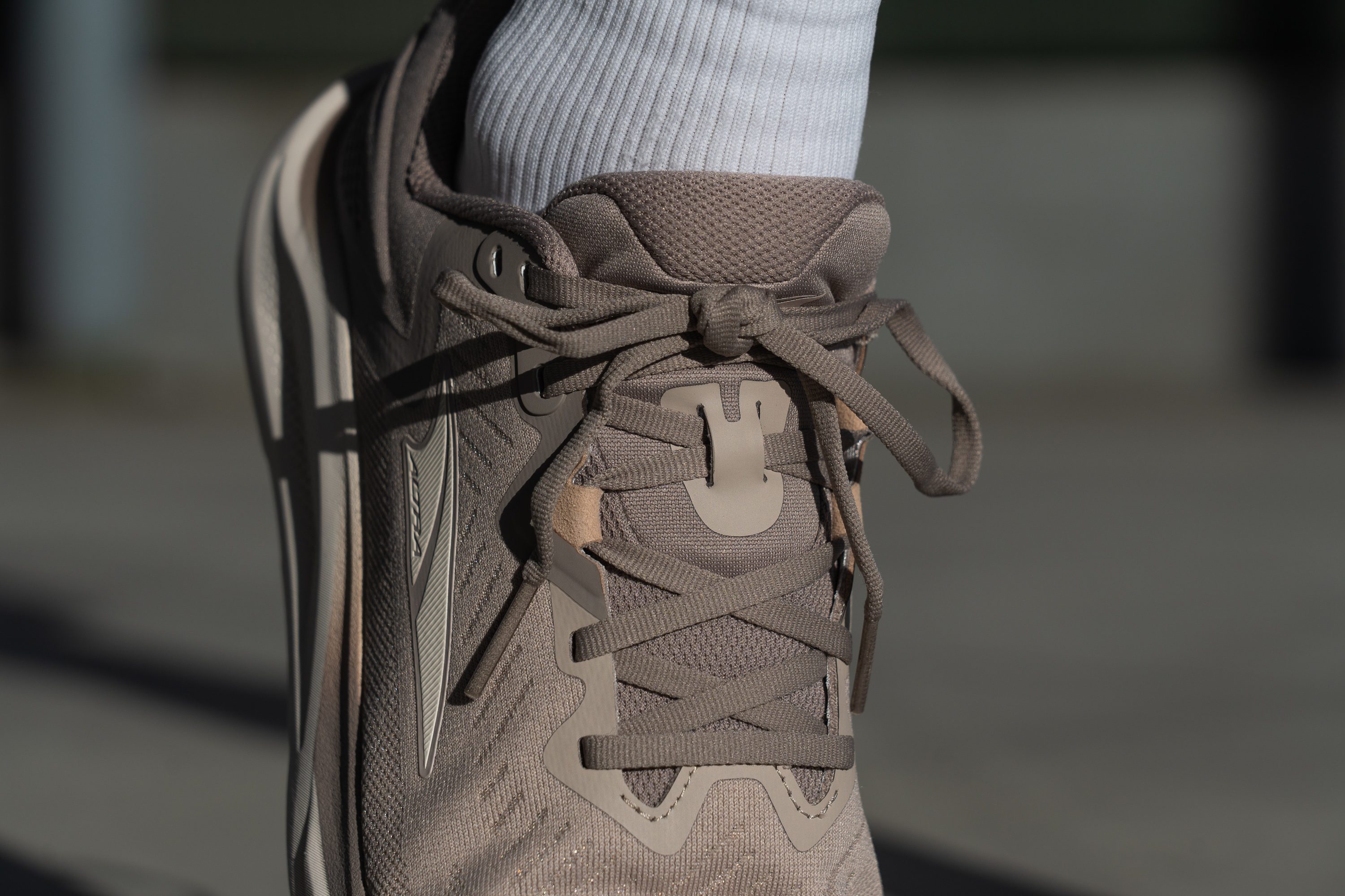 Altra Paradigm 8 laces