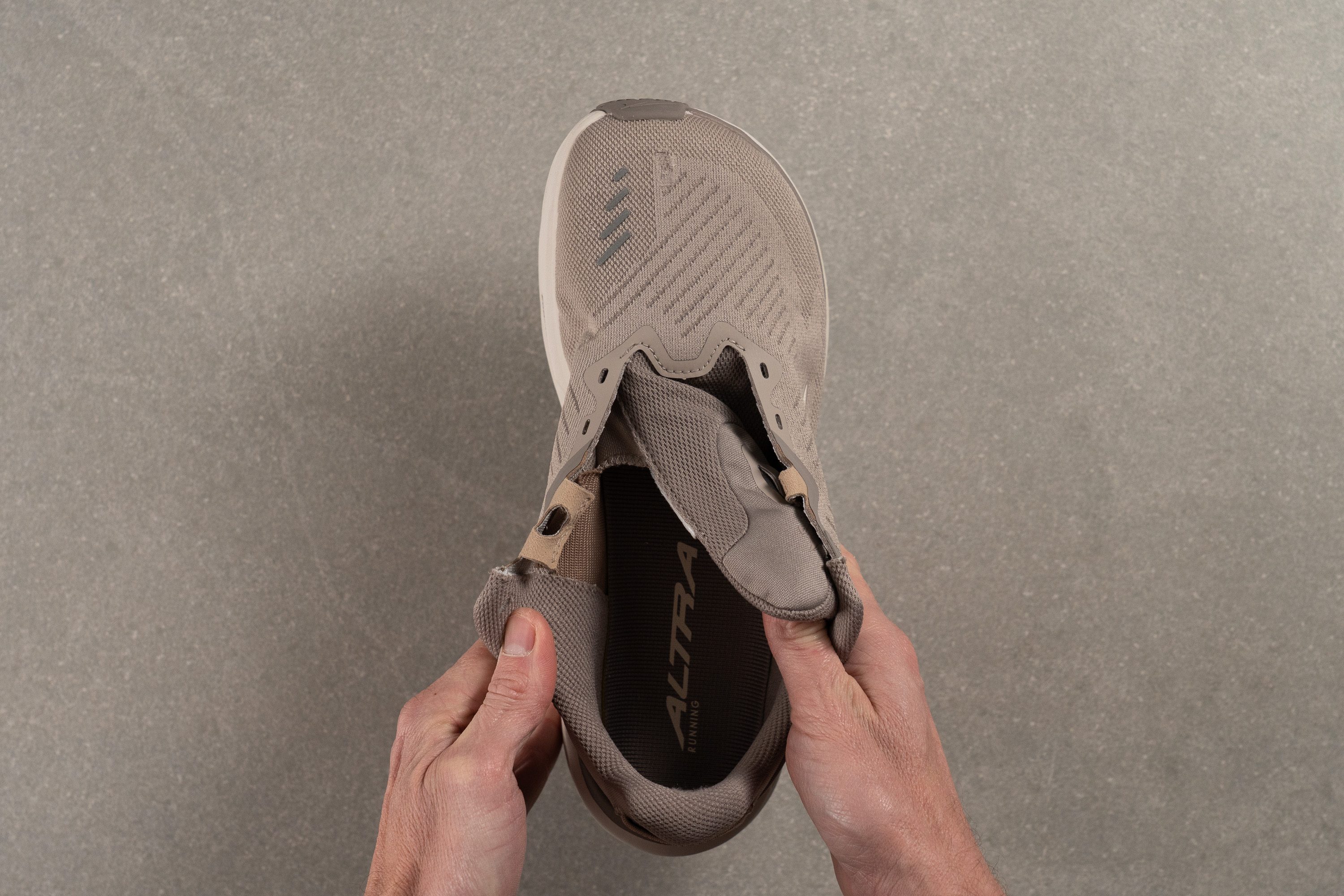 Altra Paradigm 8 Tongue: gusset type