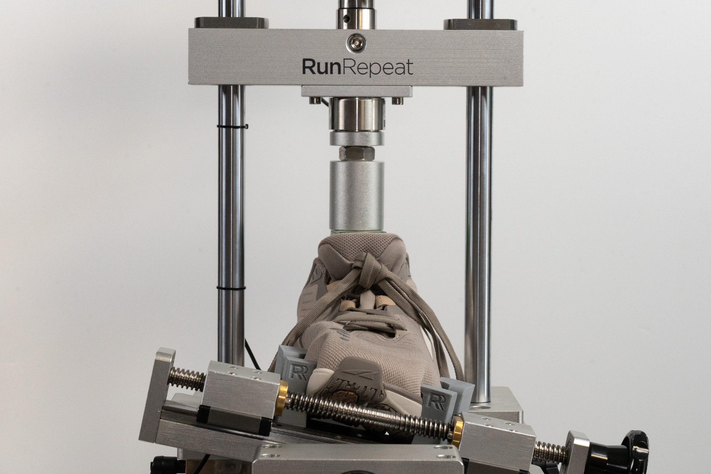 Altra Paradigm 8 Torsional rigidity