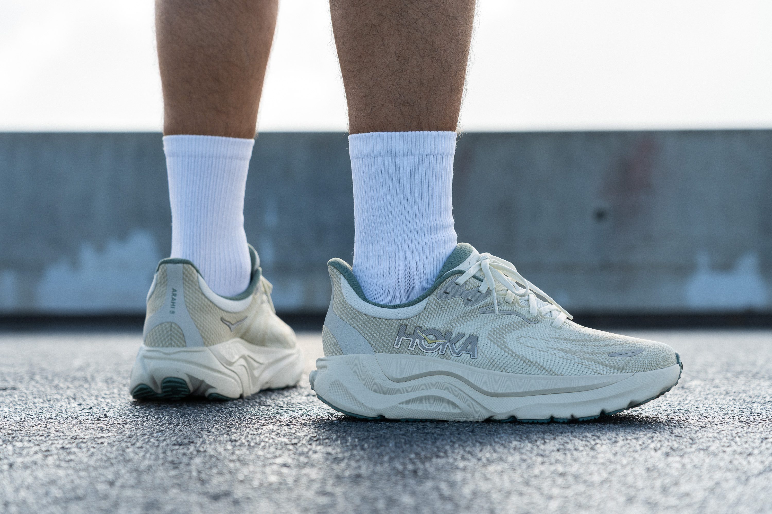 HOKA Arahi 8