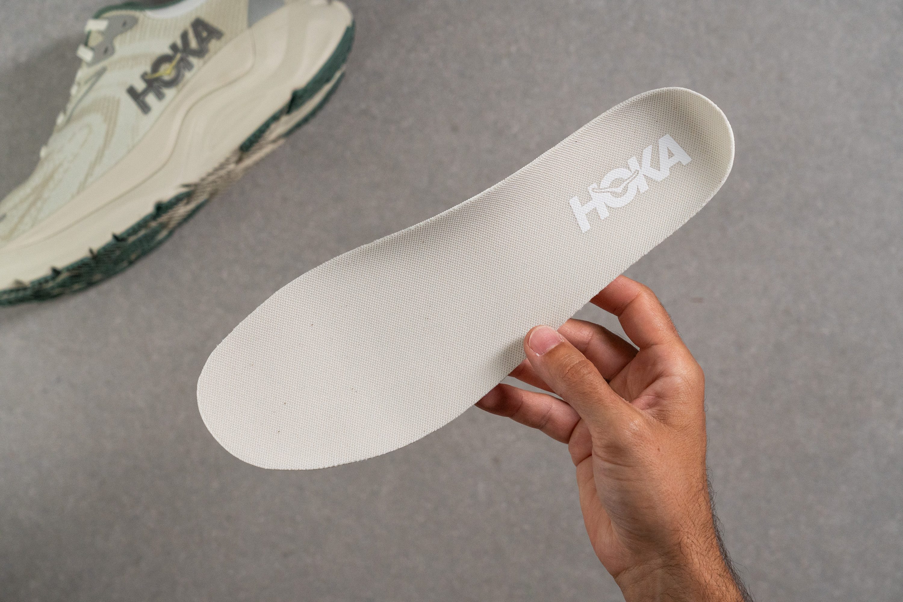 HOKA Arahi 8 Removable insole