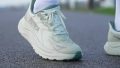 HOKA Arahi 8 toes