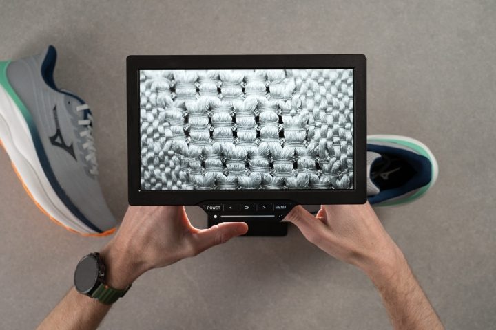 Mizuno Wave Sky 9 Breathability microscope test