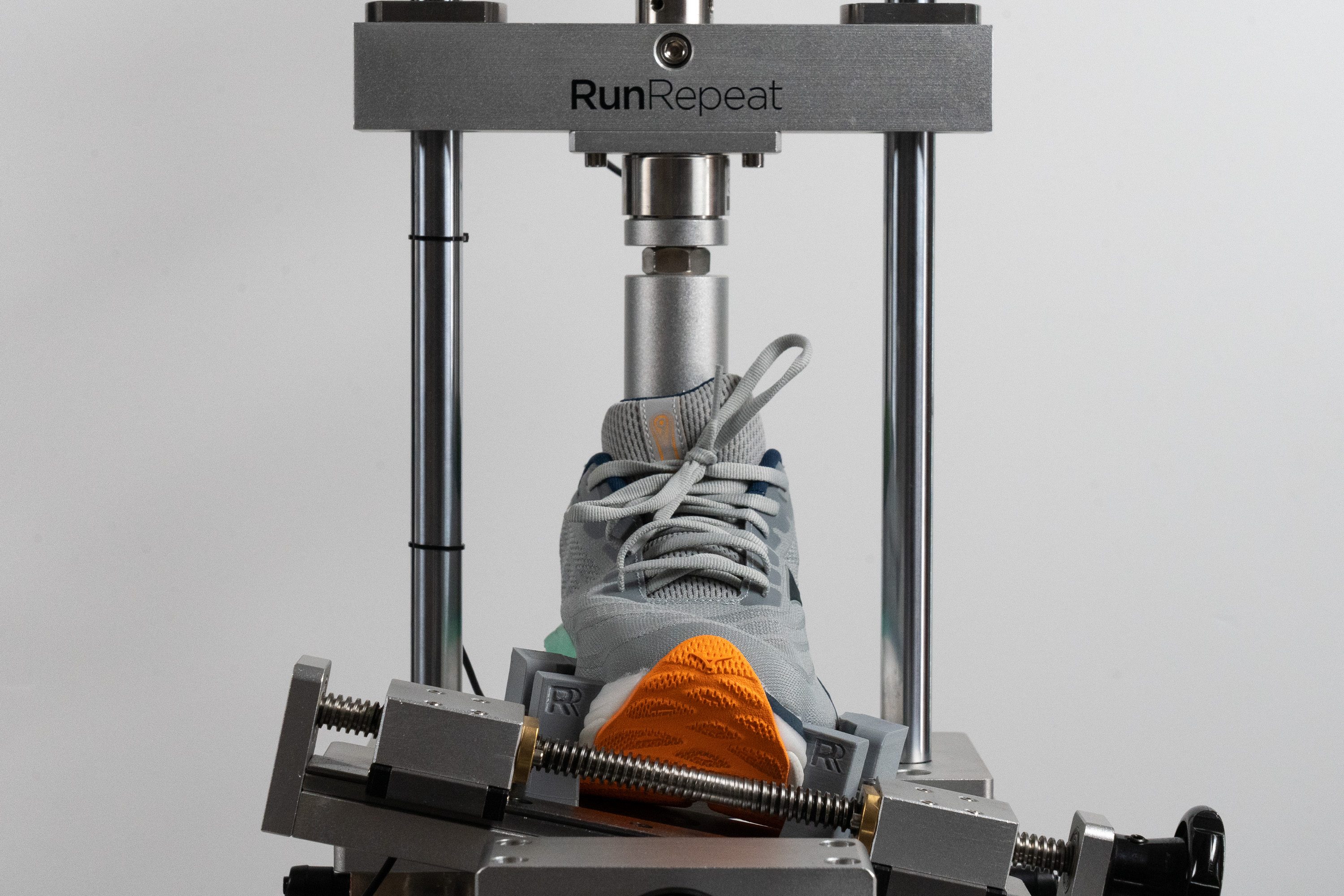 Mizuno Wave Sky 9 Torsional rigidity