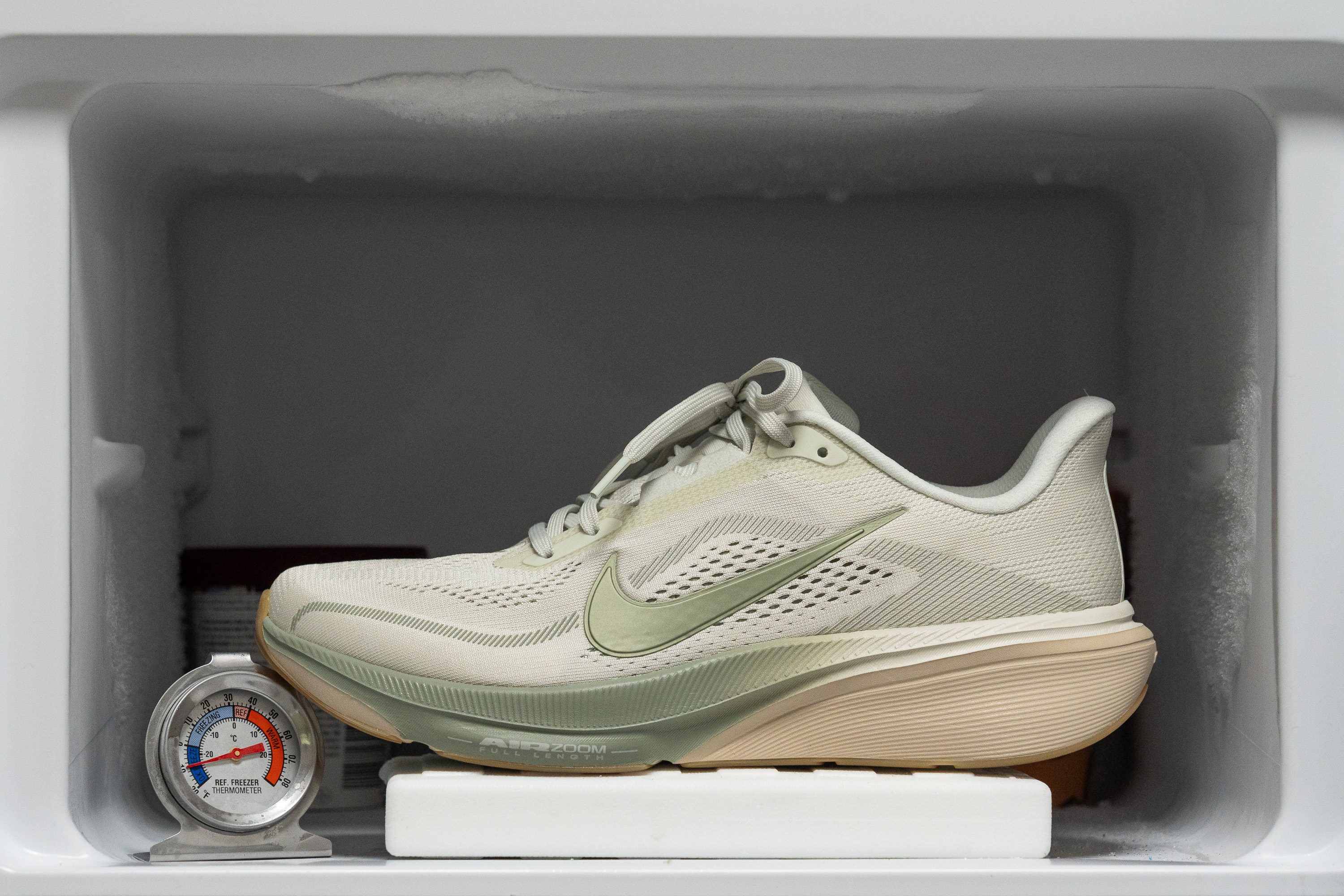 Nike Pegasus 42 Midsole softness in cold (%)