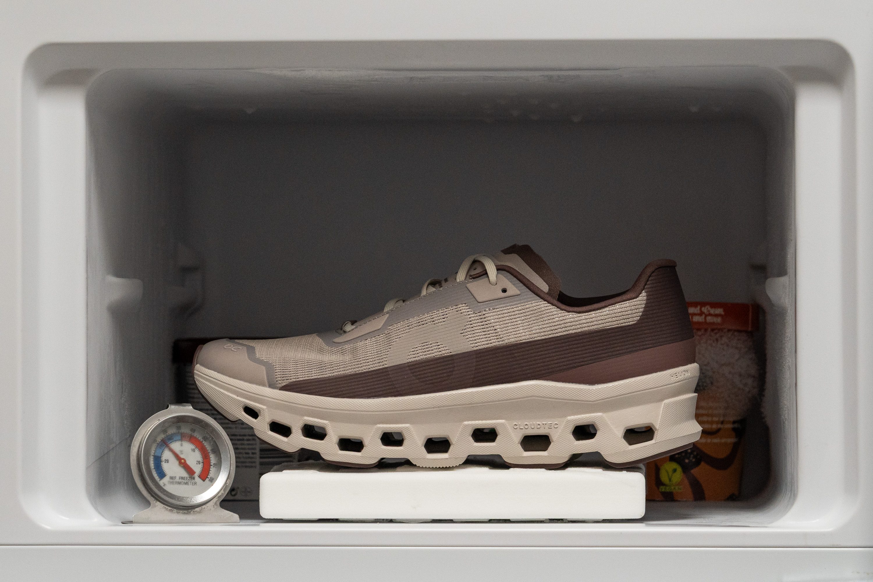 On Cloudmonster Void Midsole softness in cold