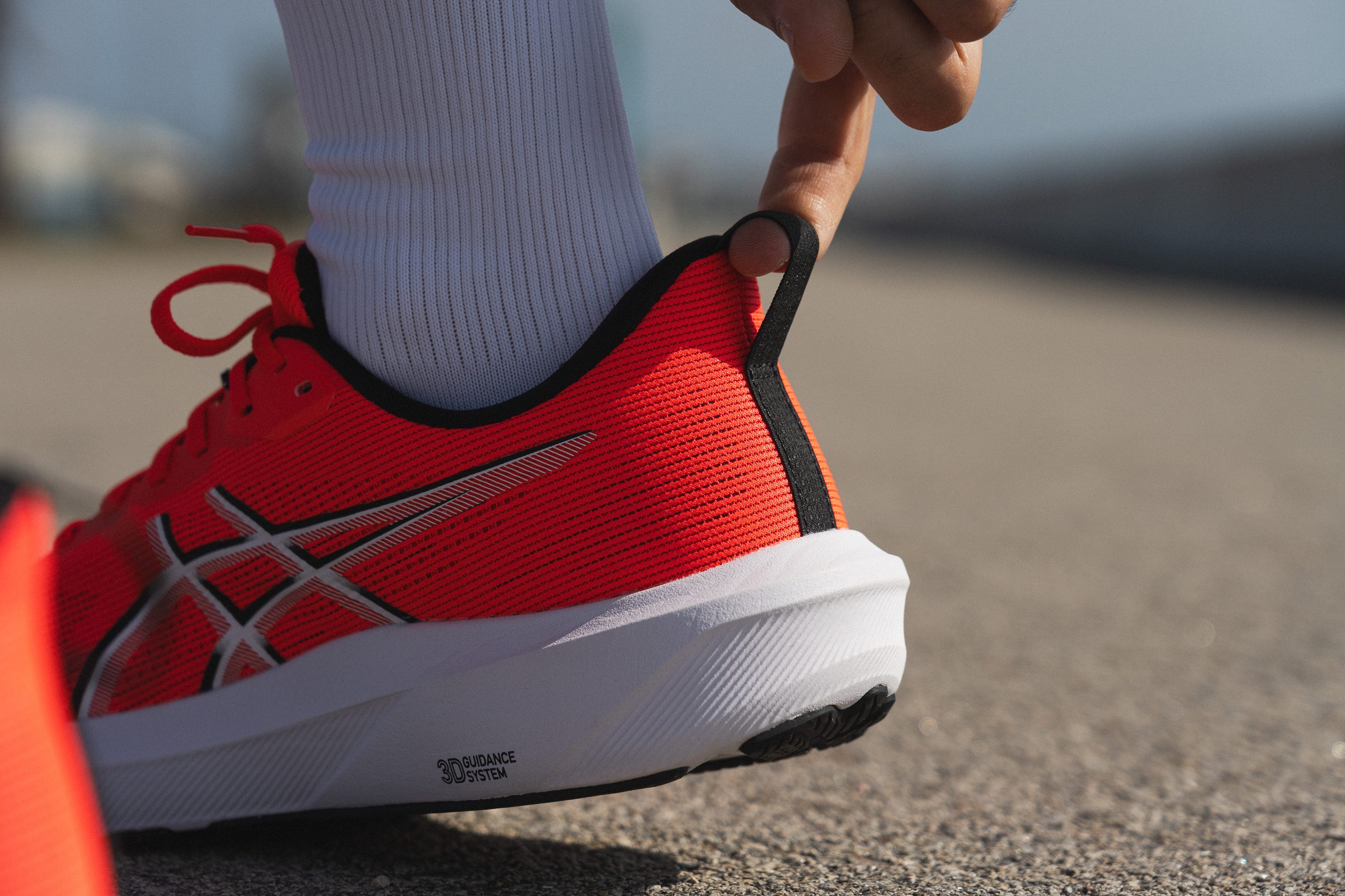 ASICS GT 1000 14 Heel tab