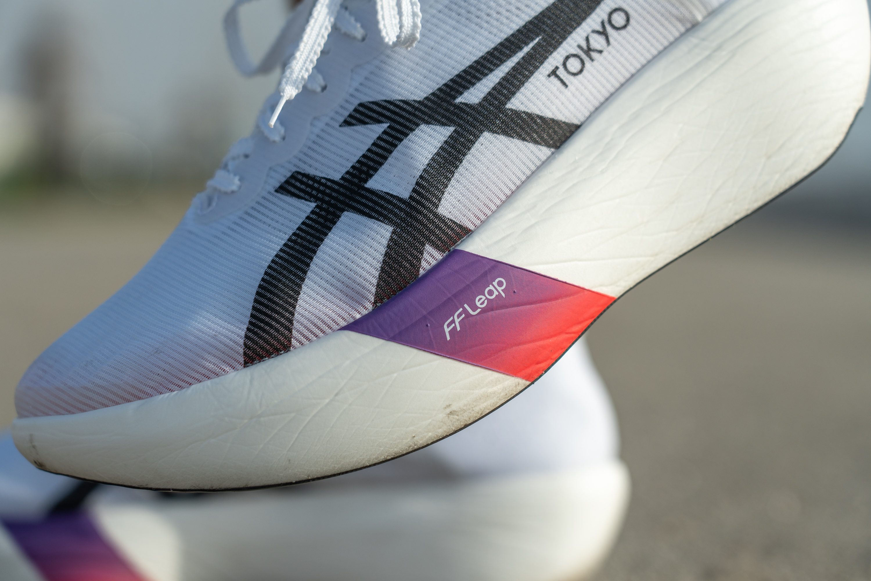 ASICS Metaspeed Ray FF Leap