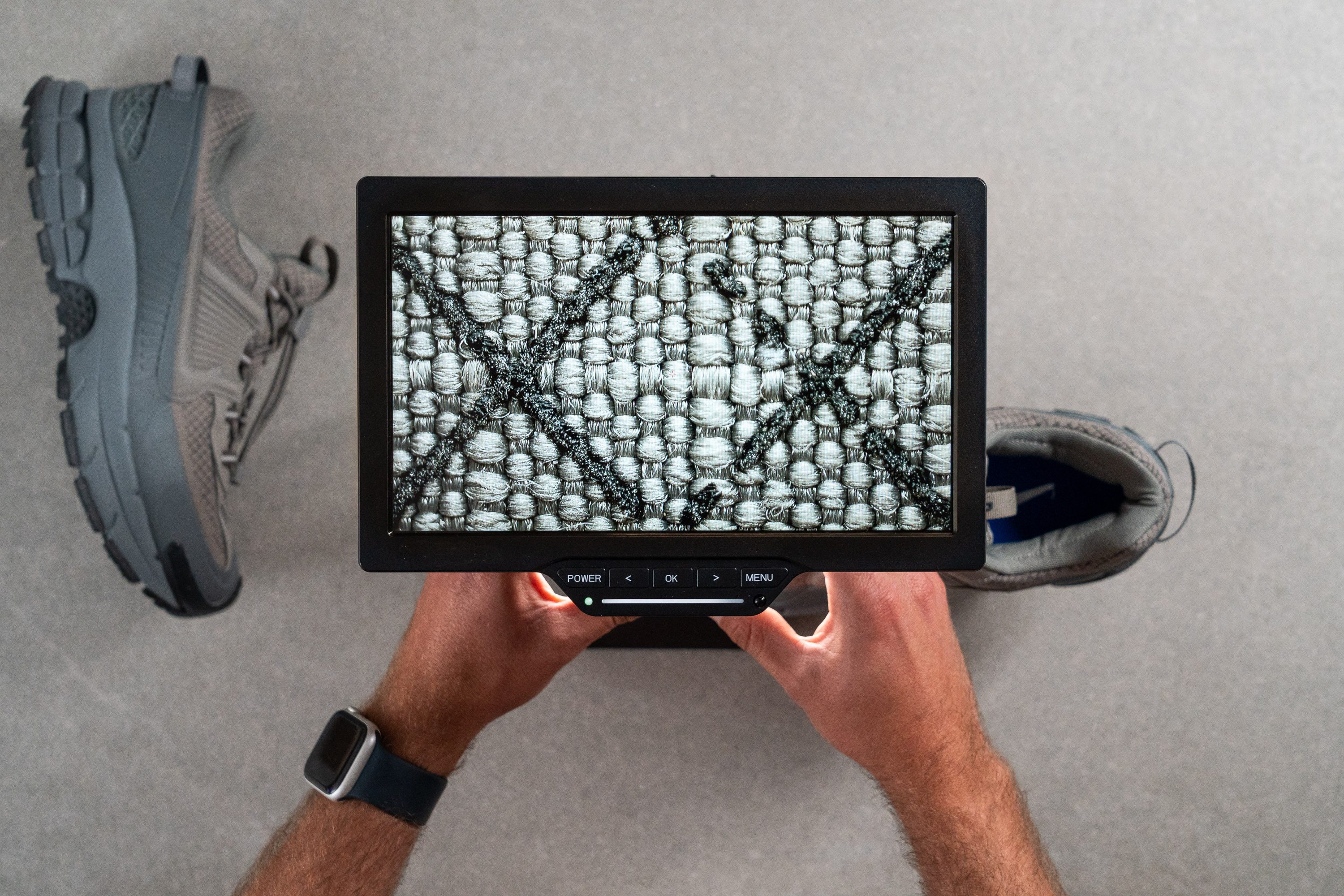 Nike Zoom Vomero Roam Breathability Microscope test