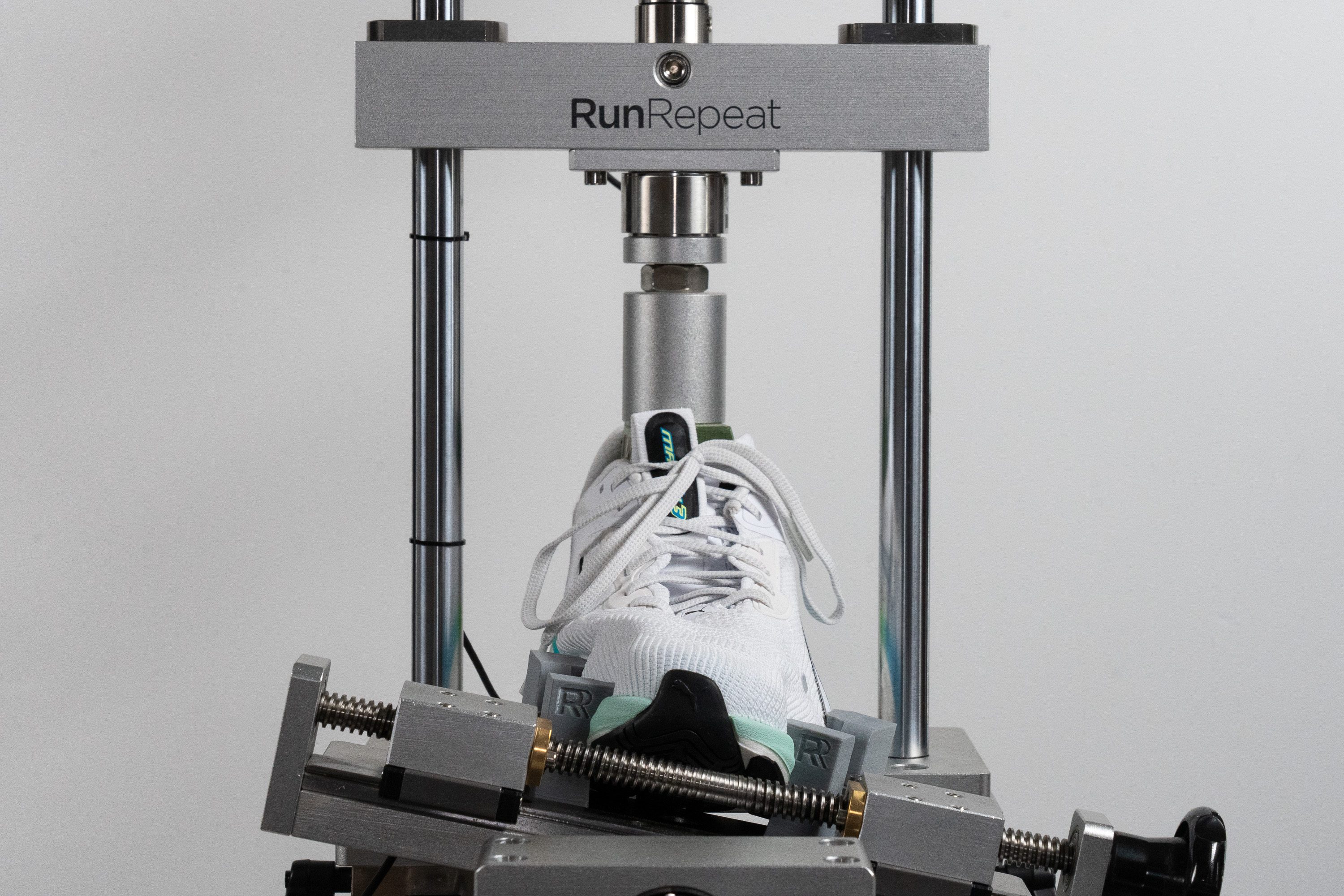 PUMA Magnify Nitro 3 Torsional rigidity