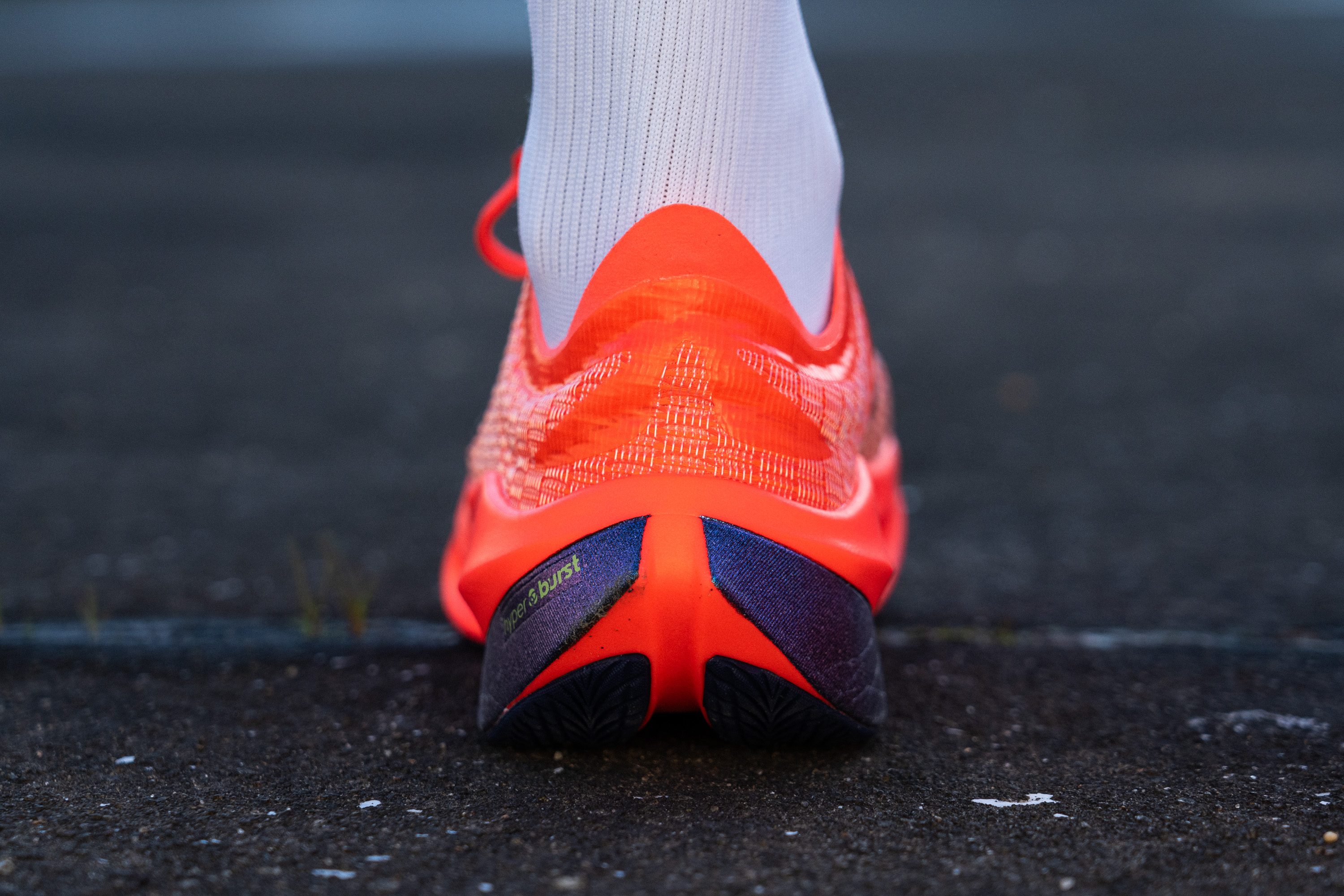 Skechers Aero Tempo Heel tab