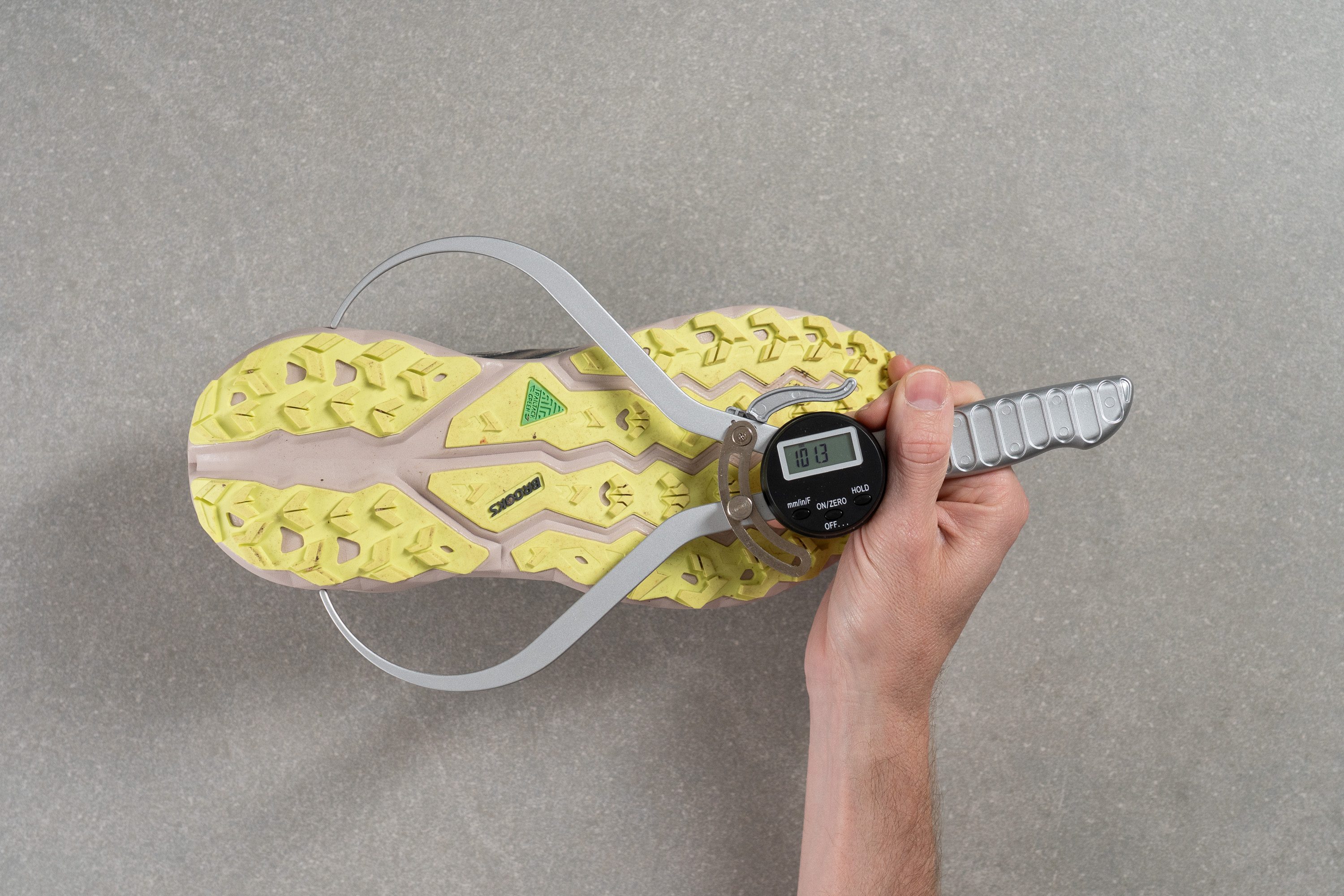 Brooks Cascadia 19 Midsole width - heel