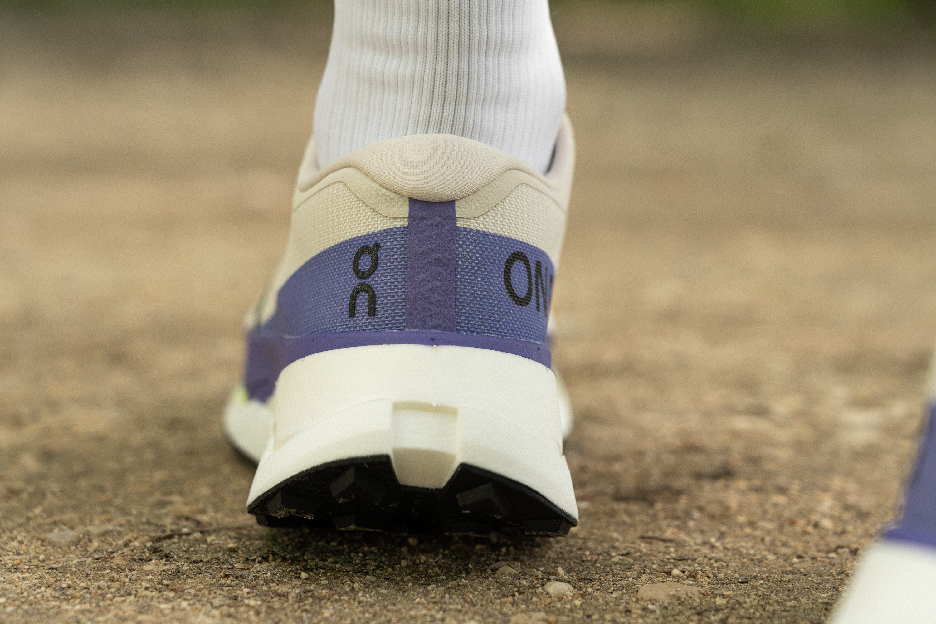 On Cloudultra Pro Heel tab