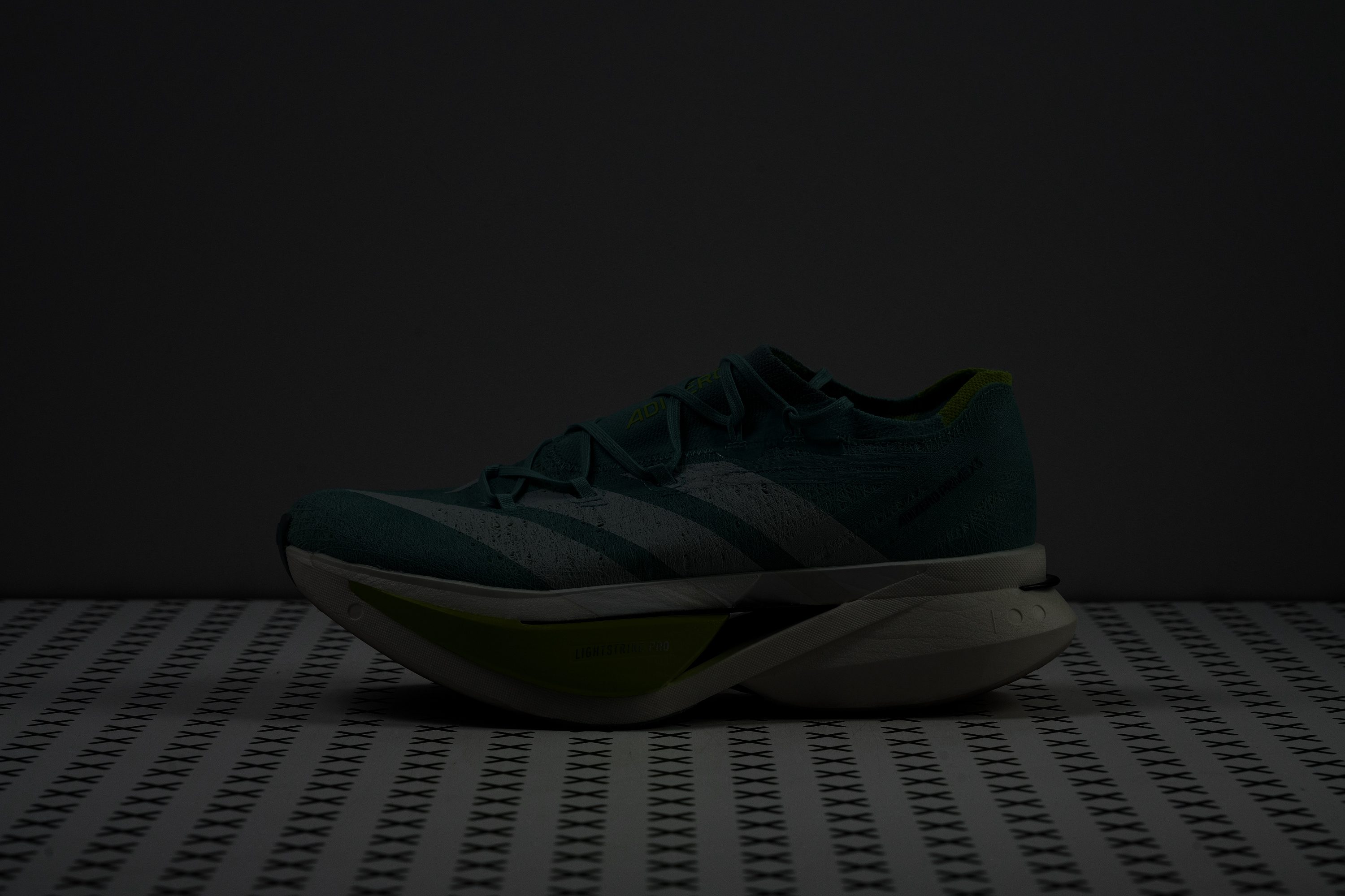 Adidas Adizero Prime X3 STRUNG Reflective elements