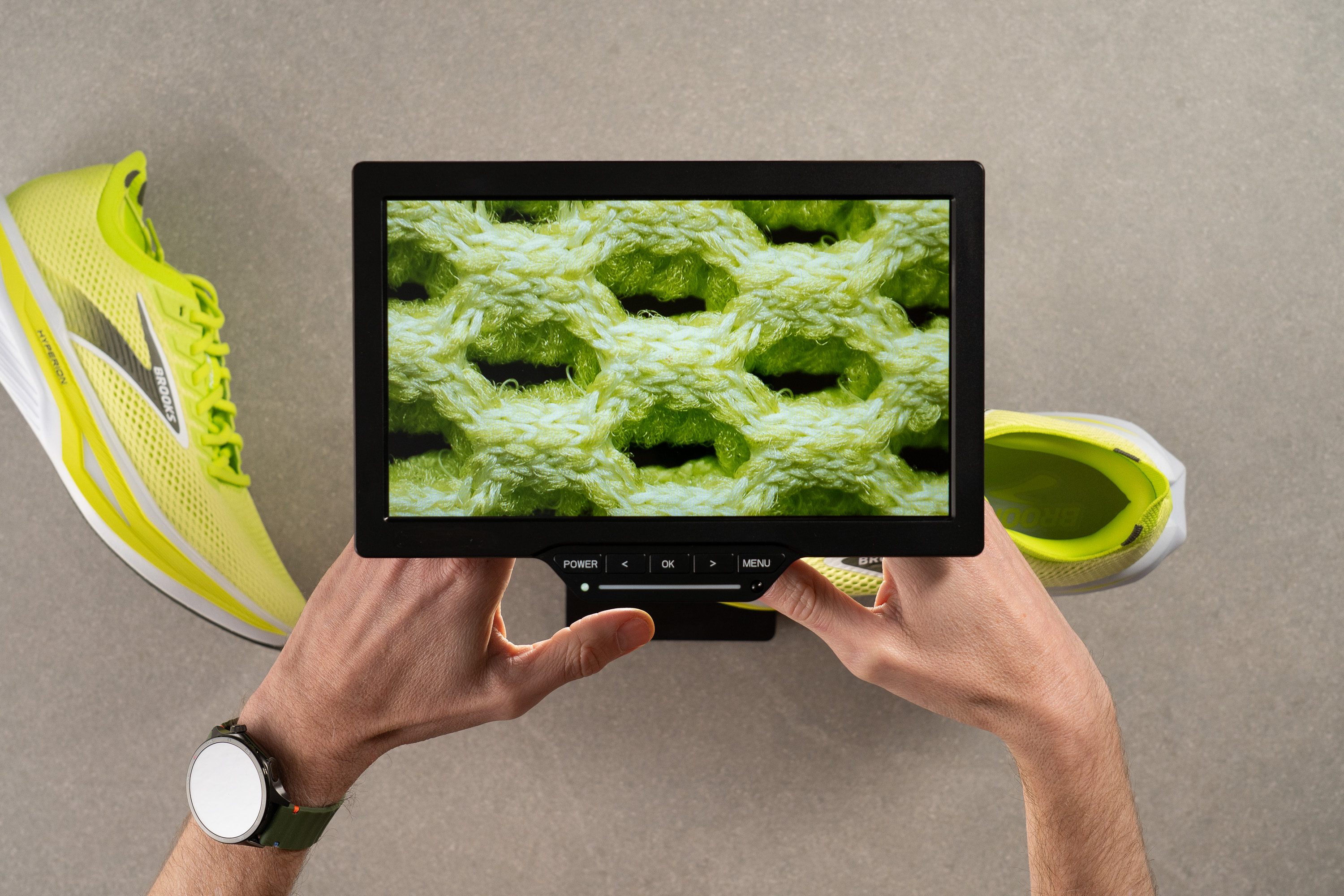 Brooks Hyperion 3 mesh microscope