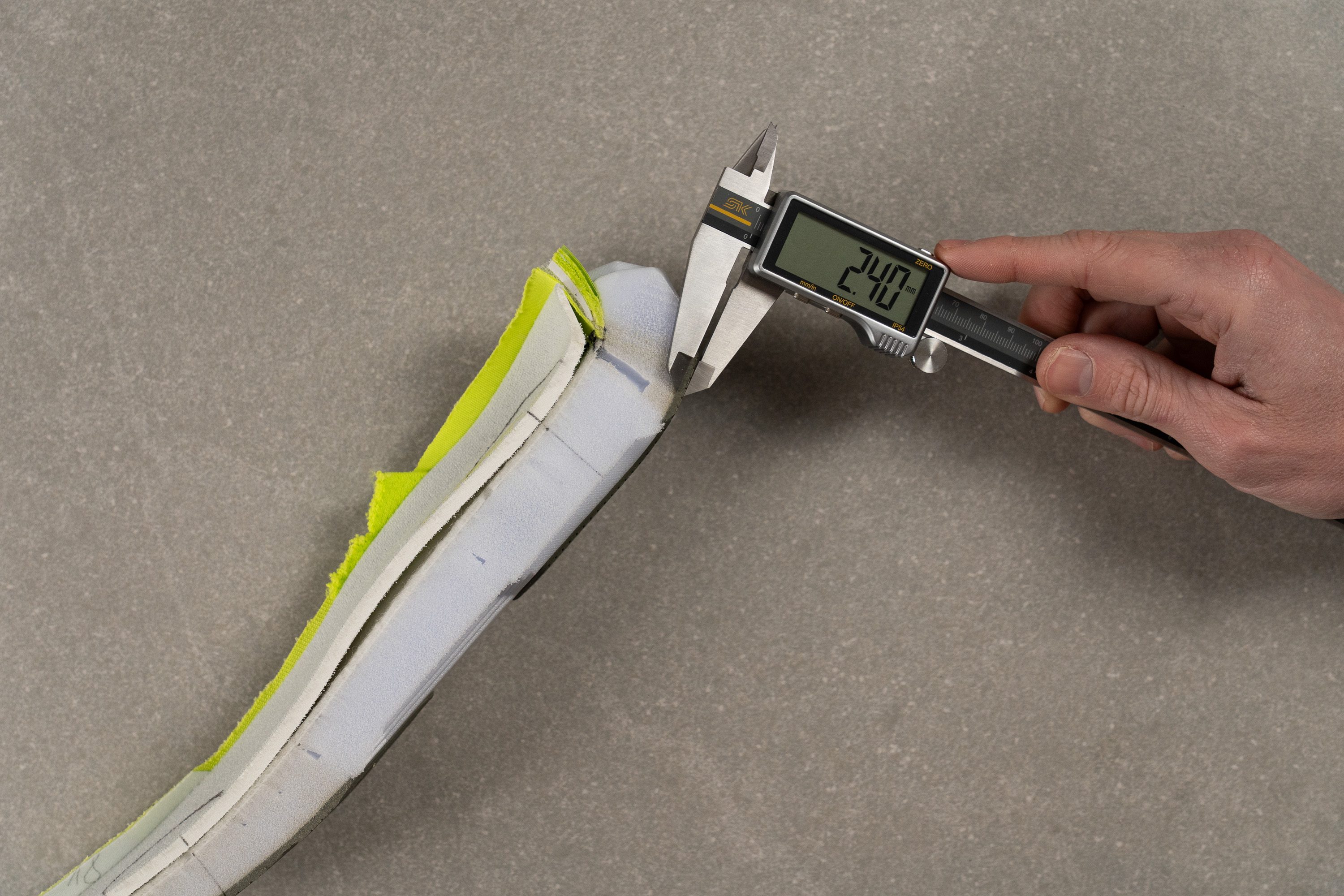 Brooks Hyperion 3 Outsole thickness