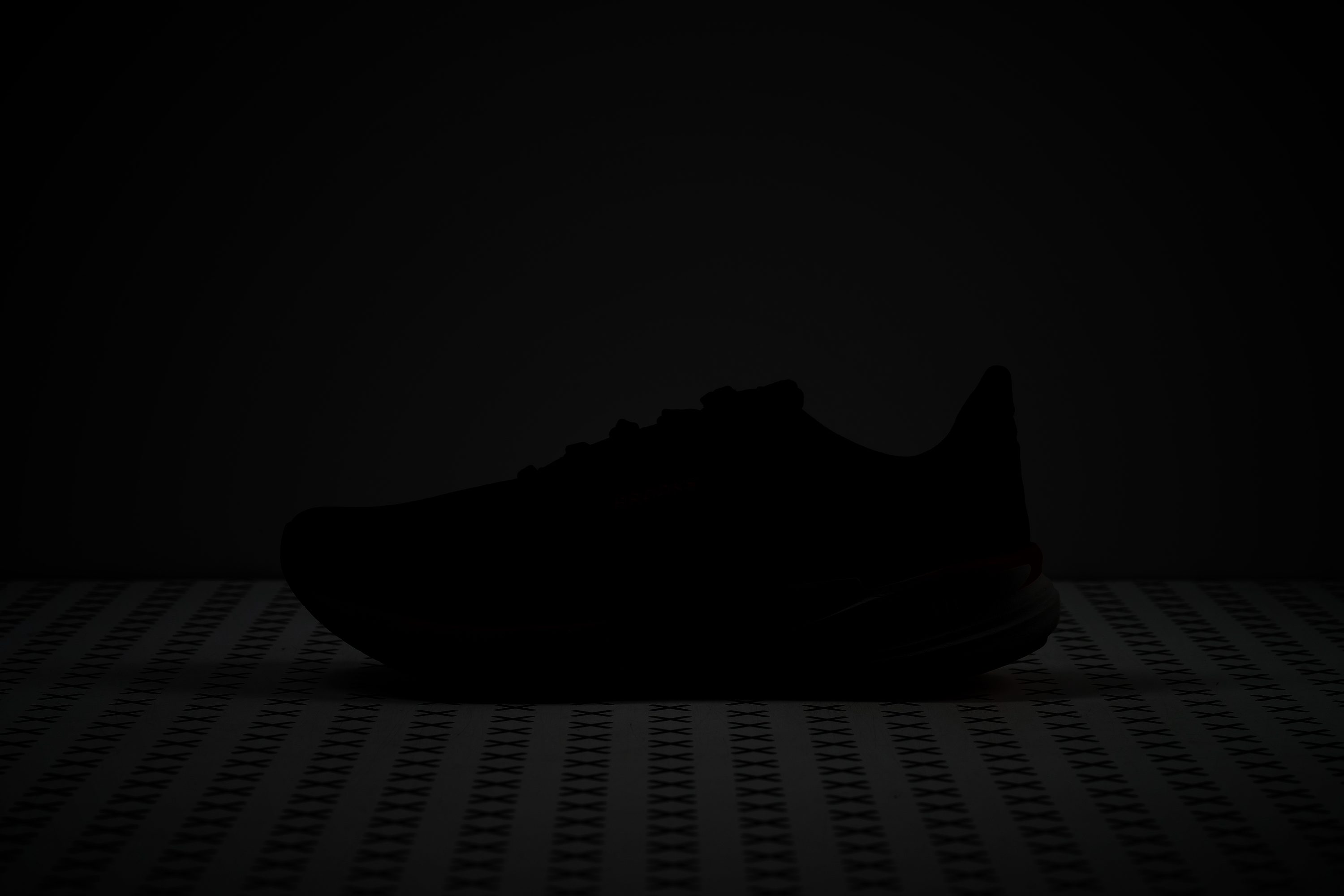 Brooks Revel 8 Reflective elements