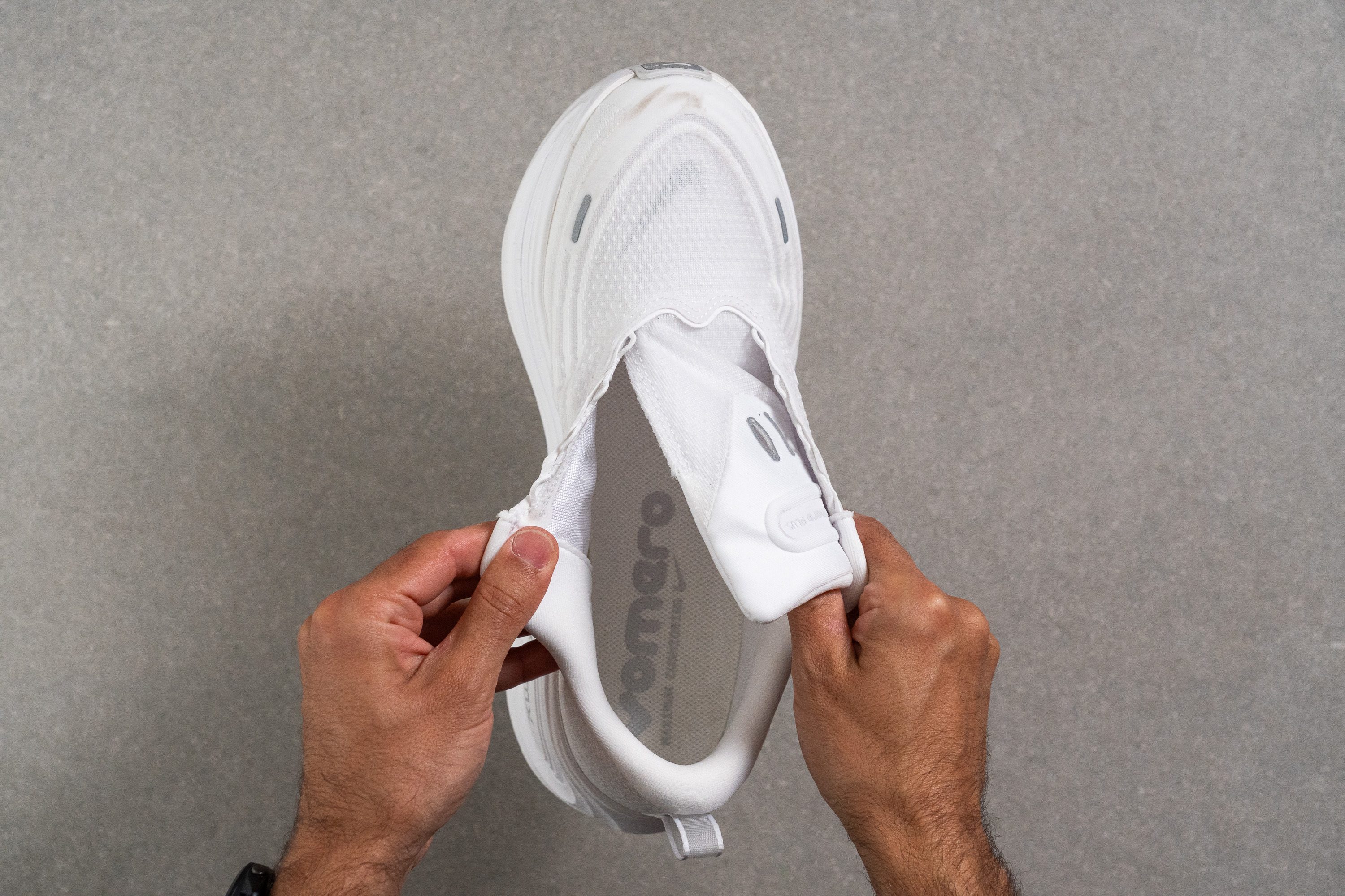 Nike Vomero Plus Tongue: gusset type