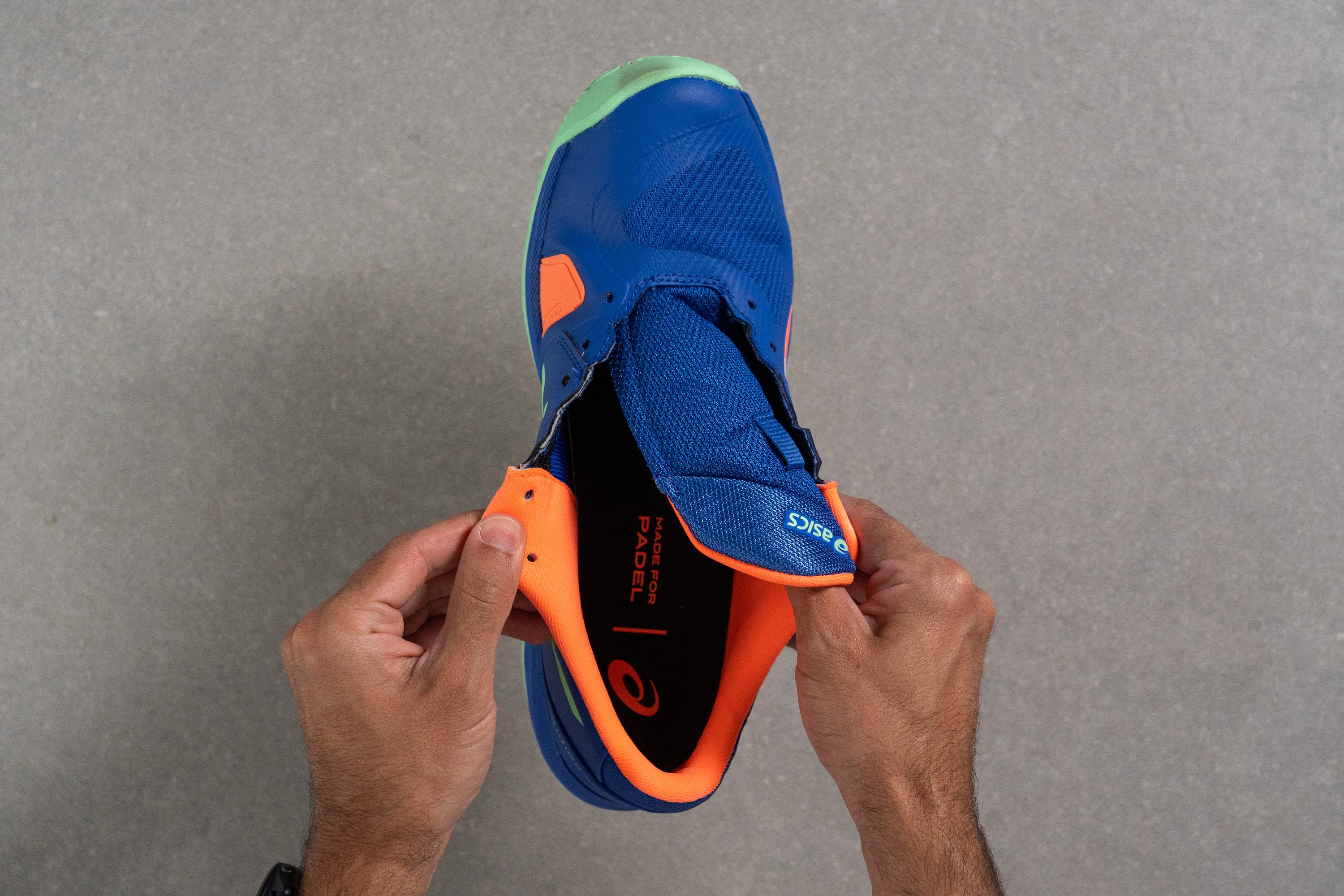 Asics Solution Swift FF 2 Tongue: gusset type