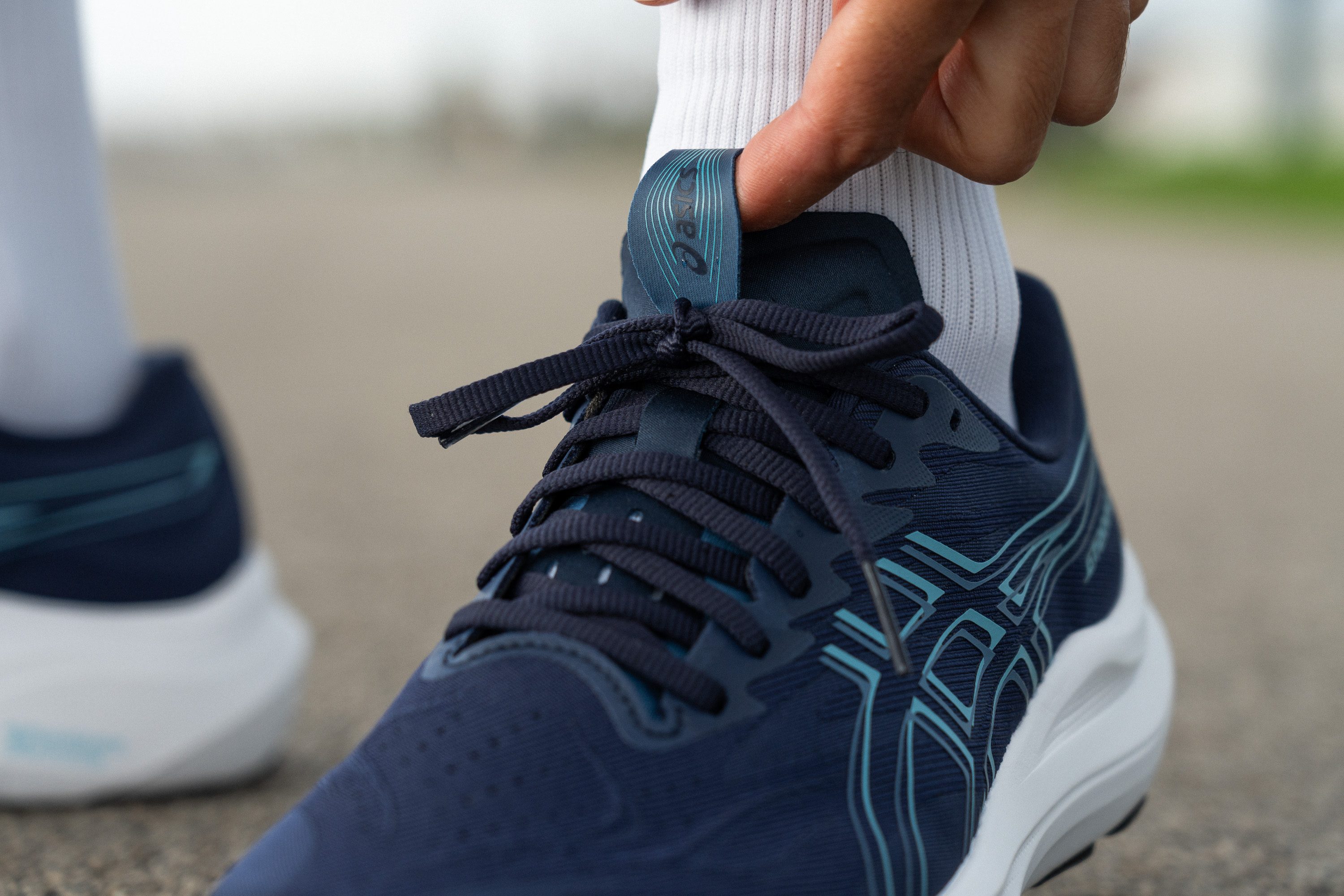 ASICS GT 2000 14 Tongue tab