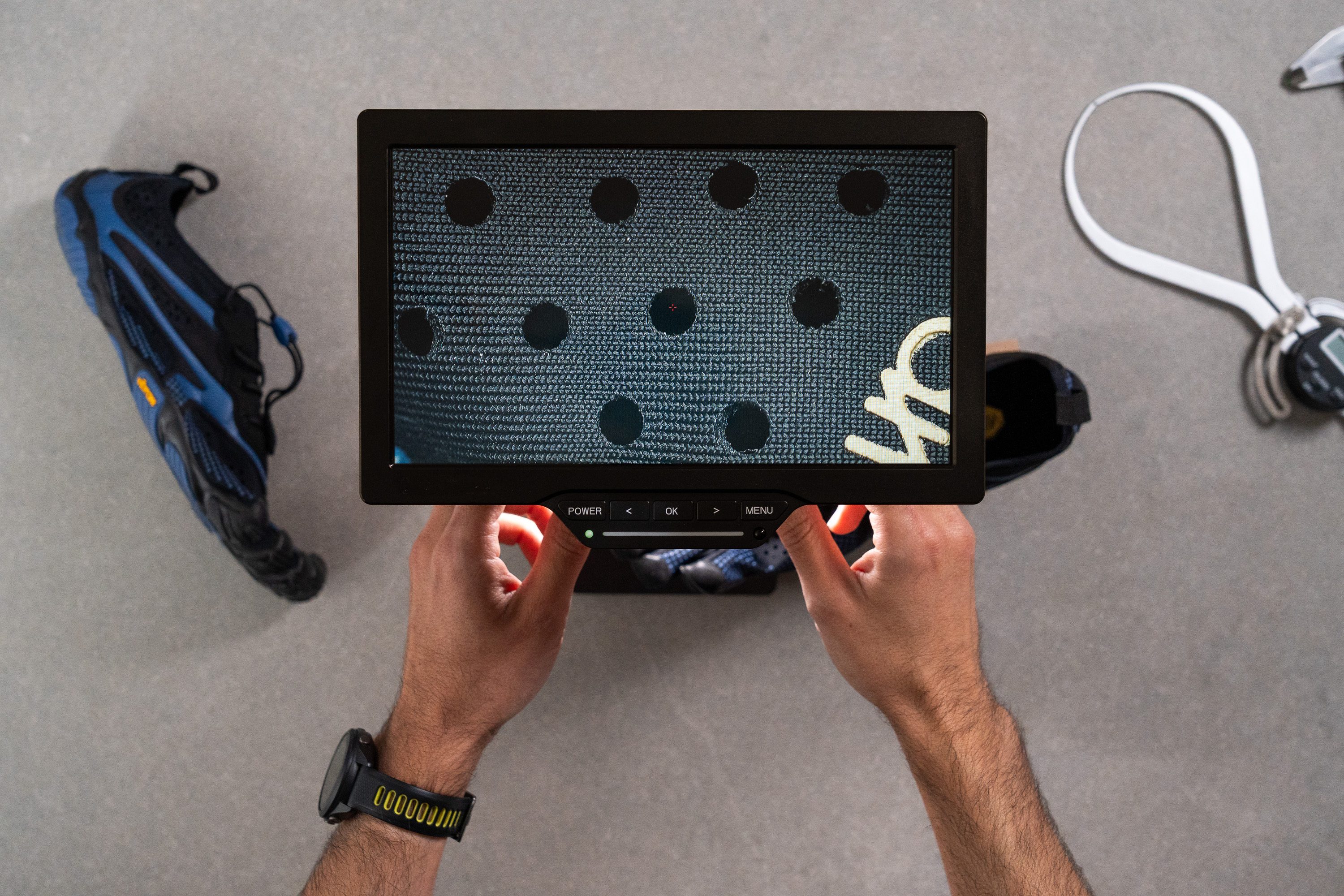 Vibram FiveFingers V-Run microscope