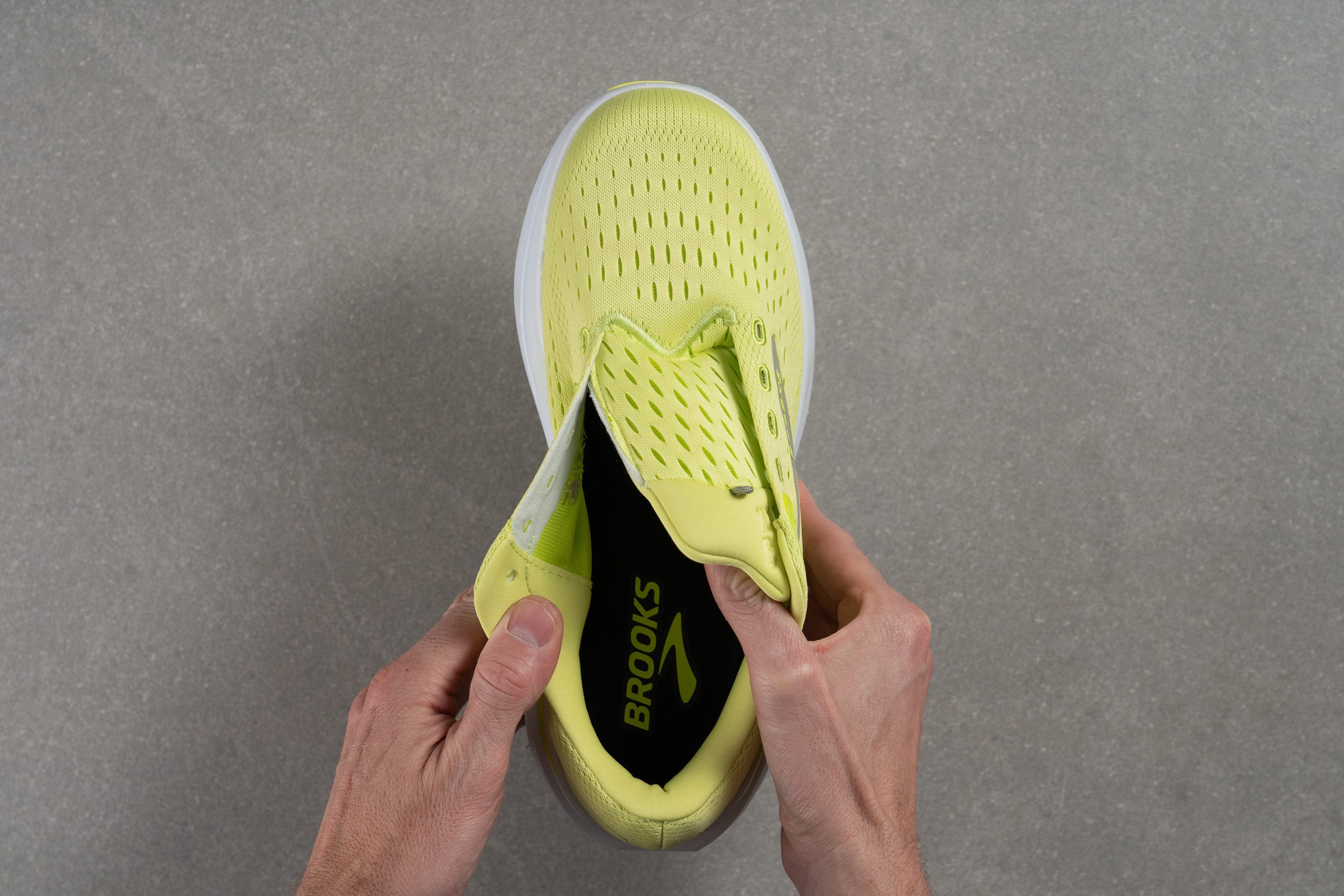 Brooks Ghost Max 3 Tongue: gusset type