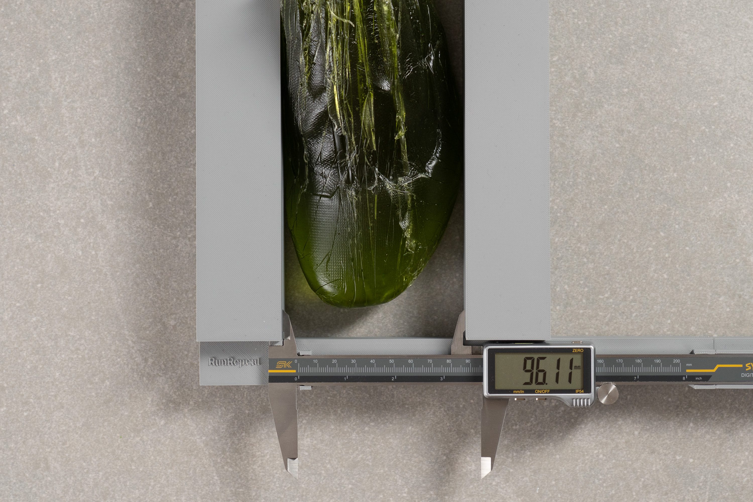 On Cloudsurfer Max Width / Fit